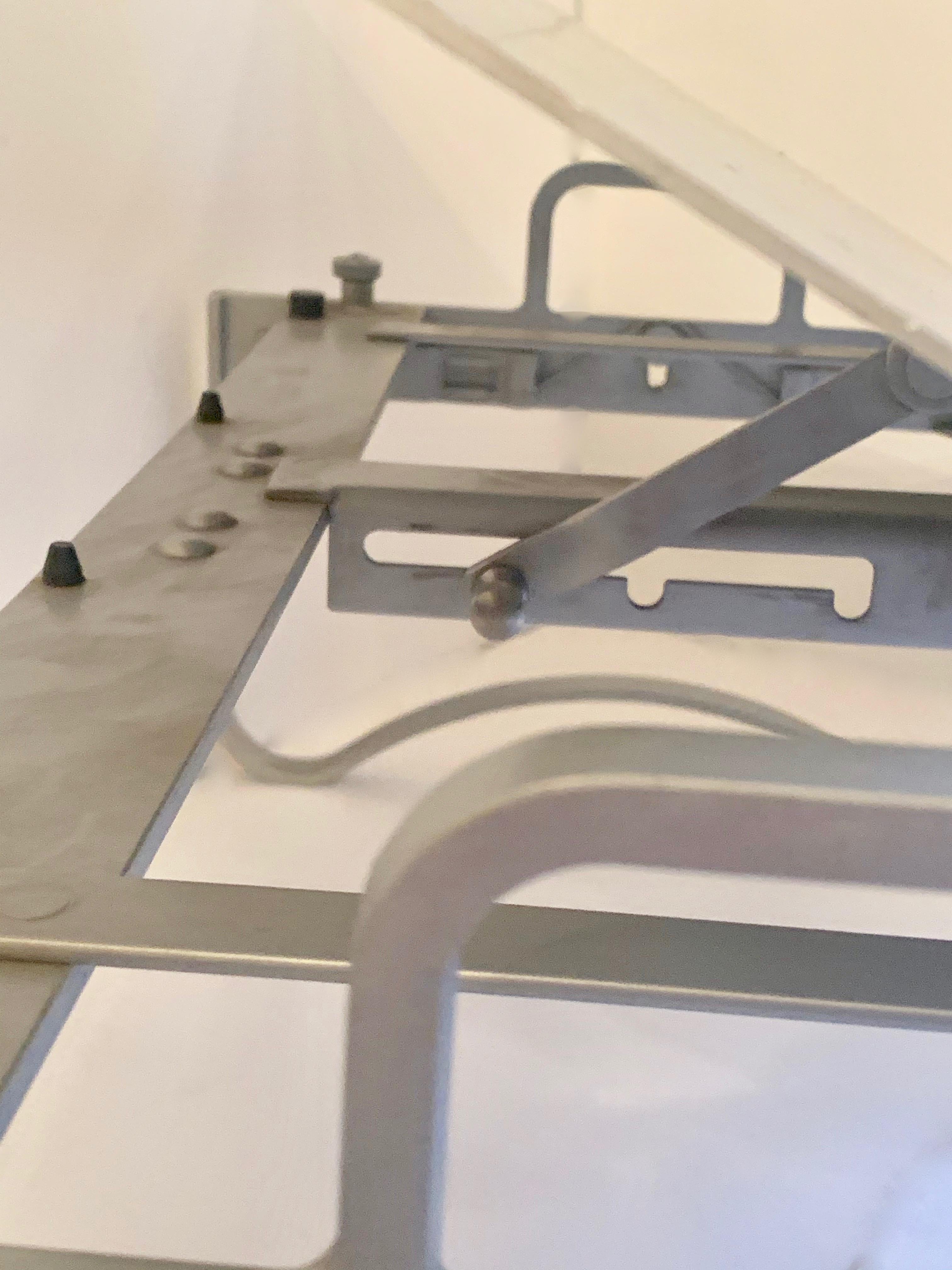 Industrial Aluminum Bed Tray 5