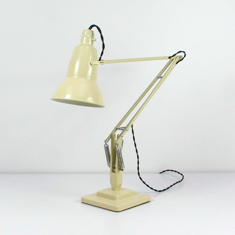 Industrial Anglepoise Table Lamp by George Carwardine for ... Industrial Anglepoise Table Lamp by George Carwardine for ...