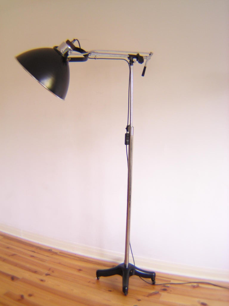 Vintage Industrial Adjustable Floor Lamp, 1950s For Sale 2