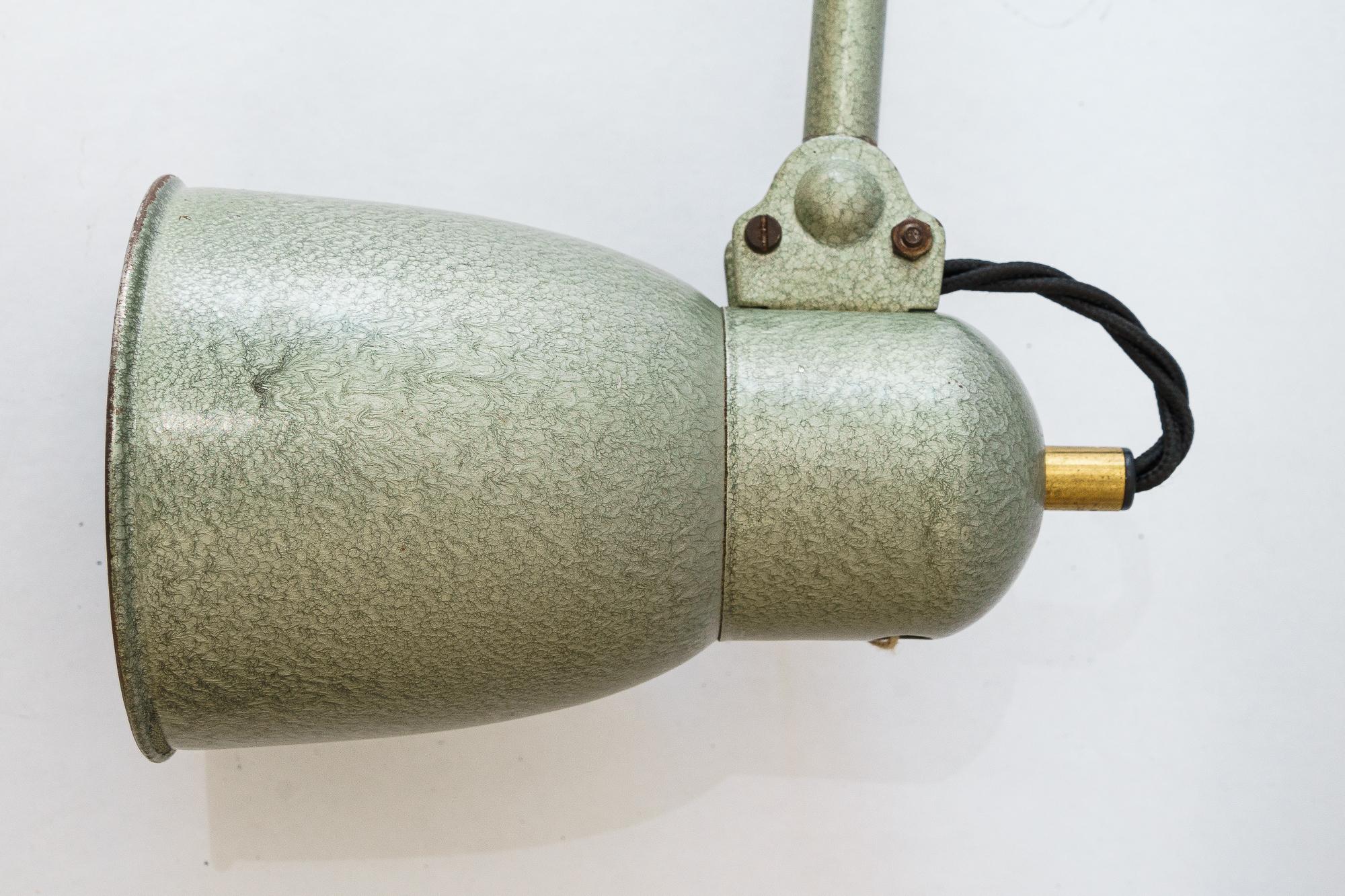 Industrielle Art Deco Lampe Wien um 1920 im Angebot 2