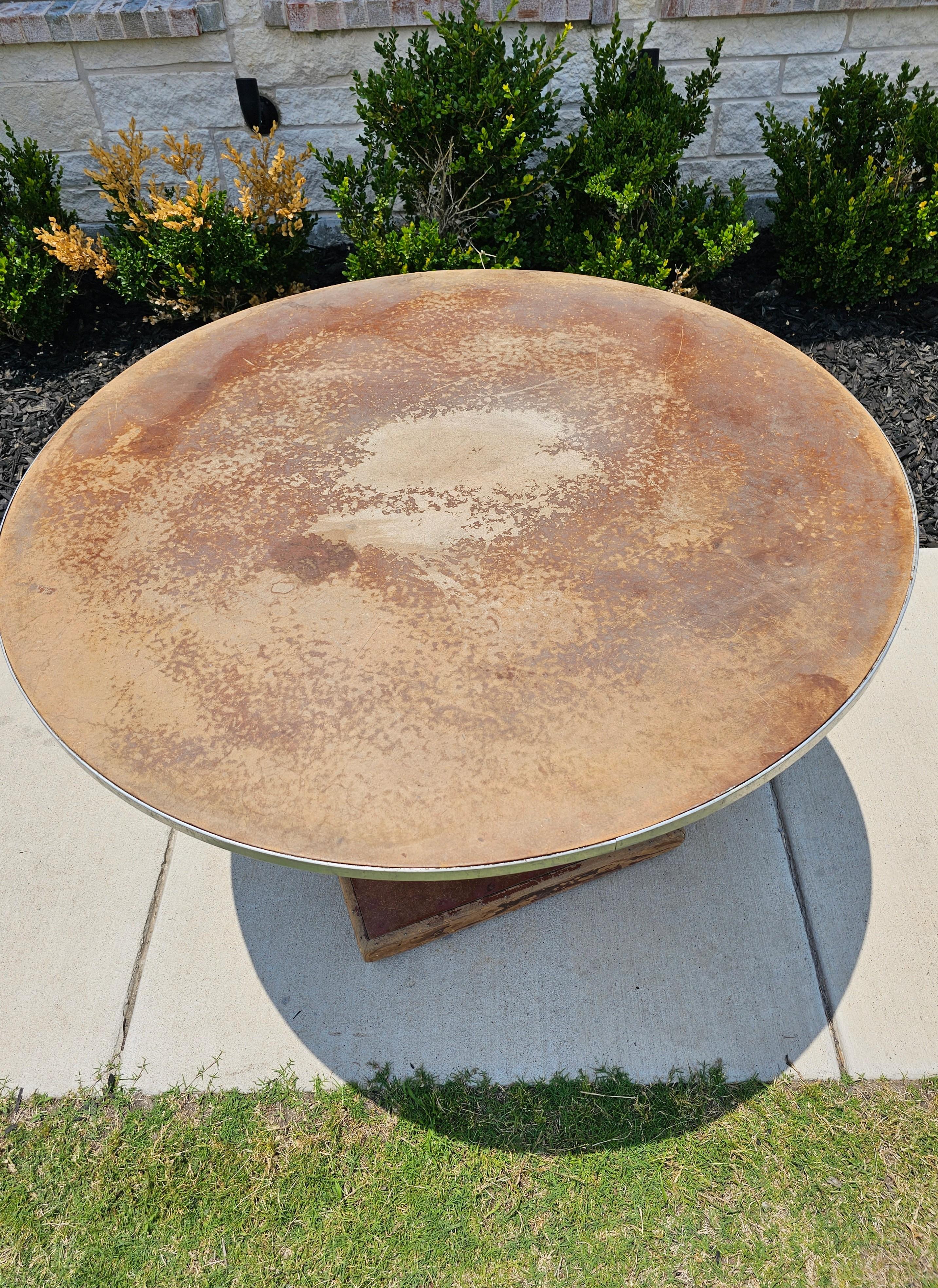 Industrial Art Deco Round Retail Store Display Table For Sale 3