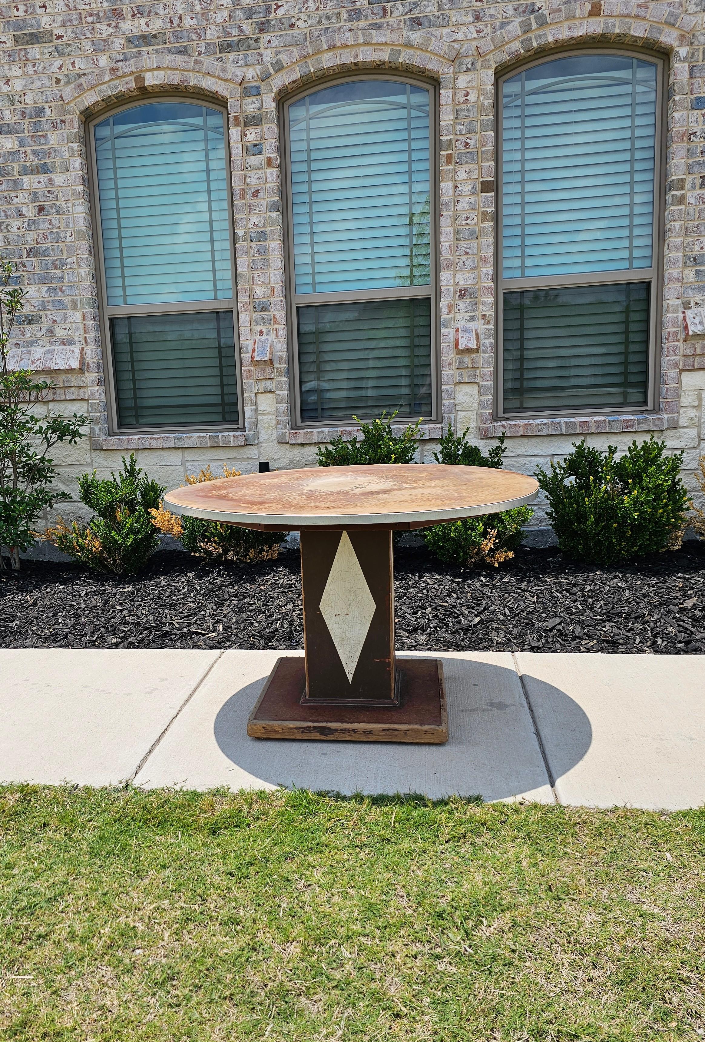 Industrial Art Deco Round Retail Store Display Table For Sale 4