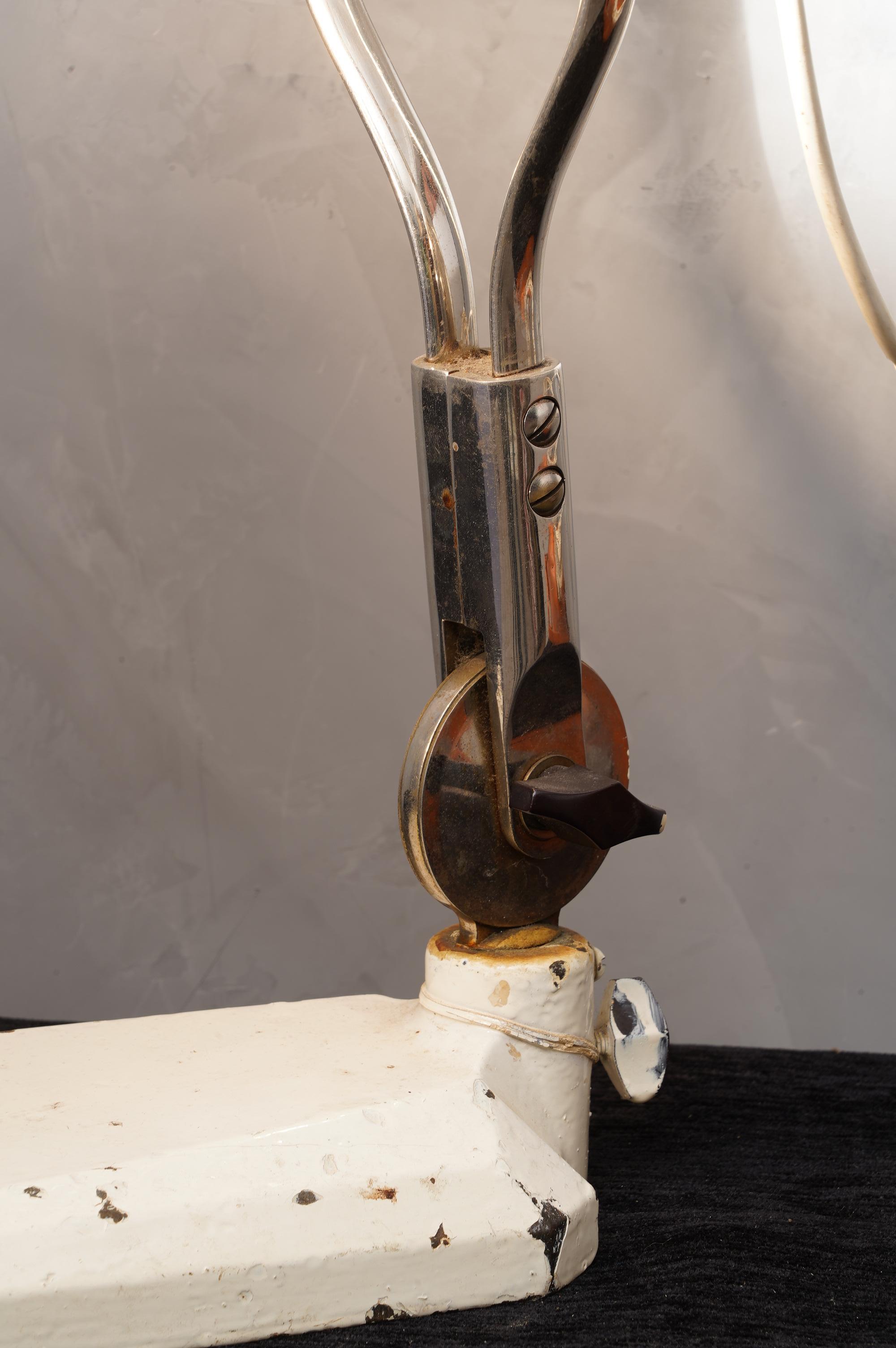Vetro Lampada da tavolo Industrial Art MidCentury, 1950 in vendita