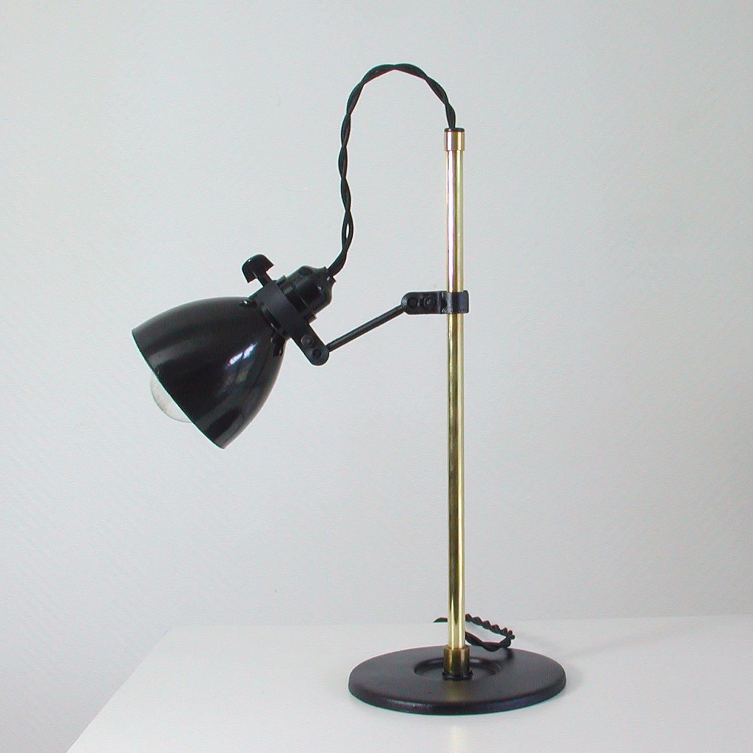 Mid-20th Century Industrial Bakelite and Brass Table Lamp, Germany, 1950s