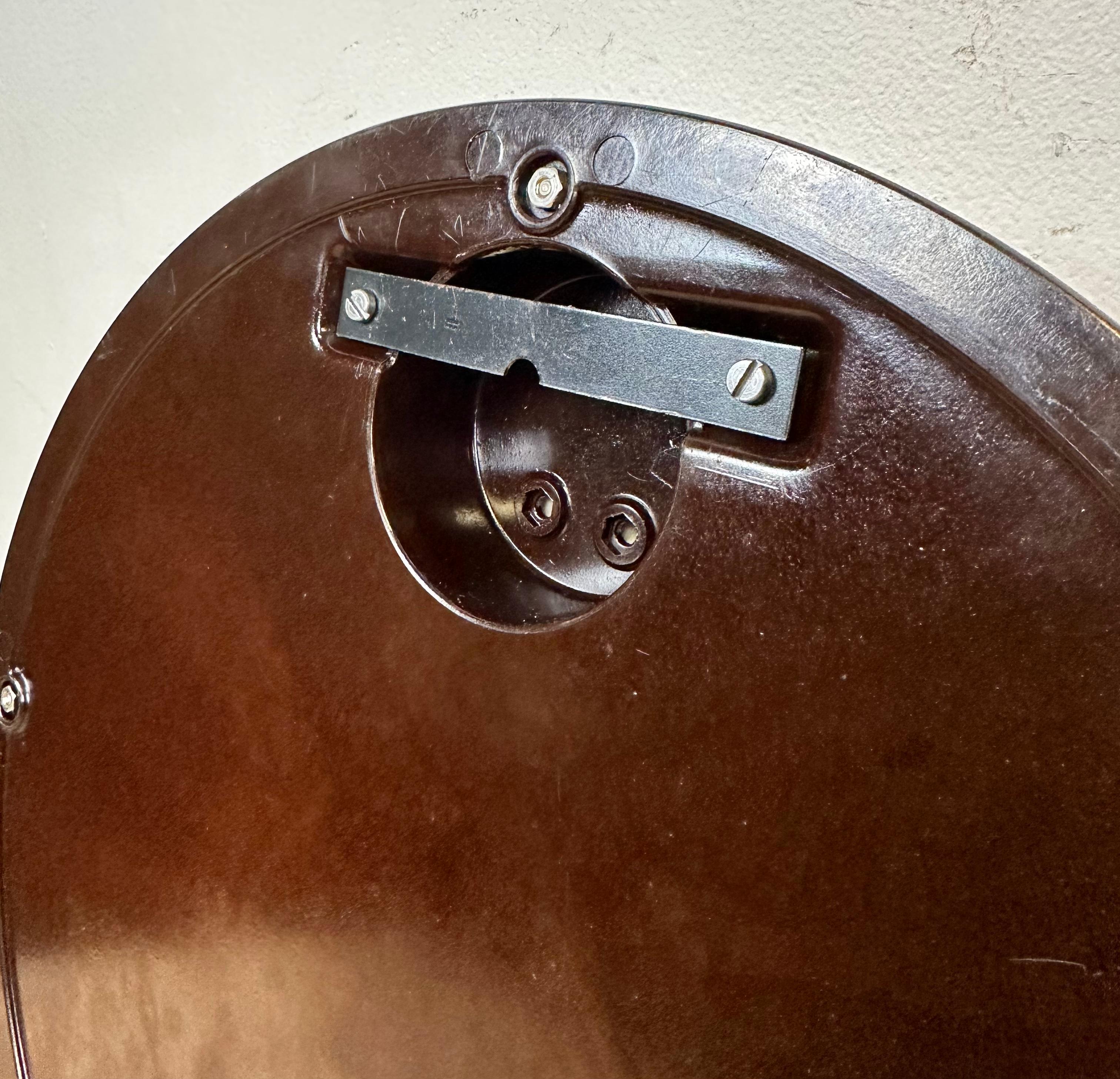 Industrial Bakelite Factory Wall Clock from Pragotron, 1960s For Sale 11