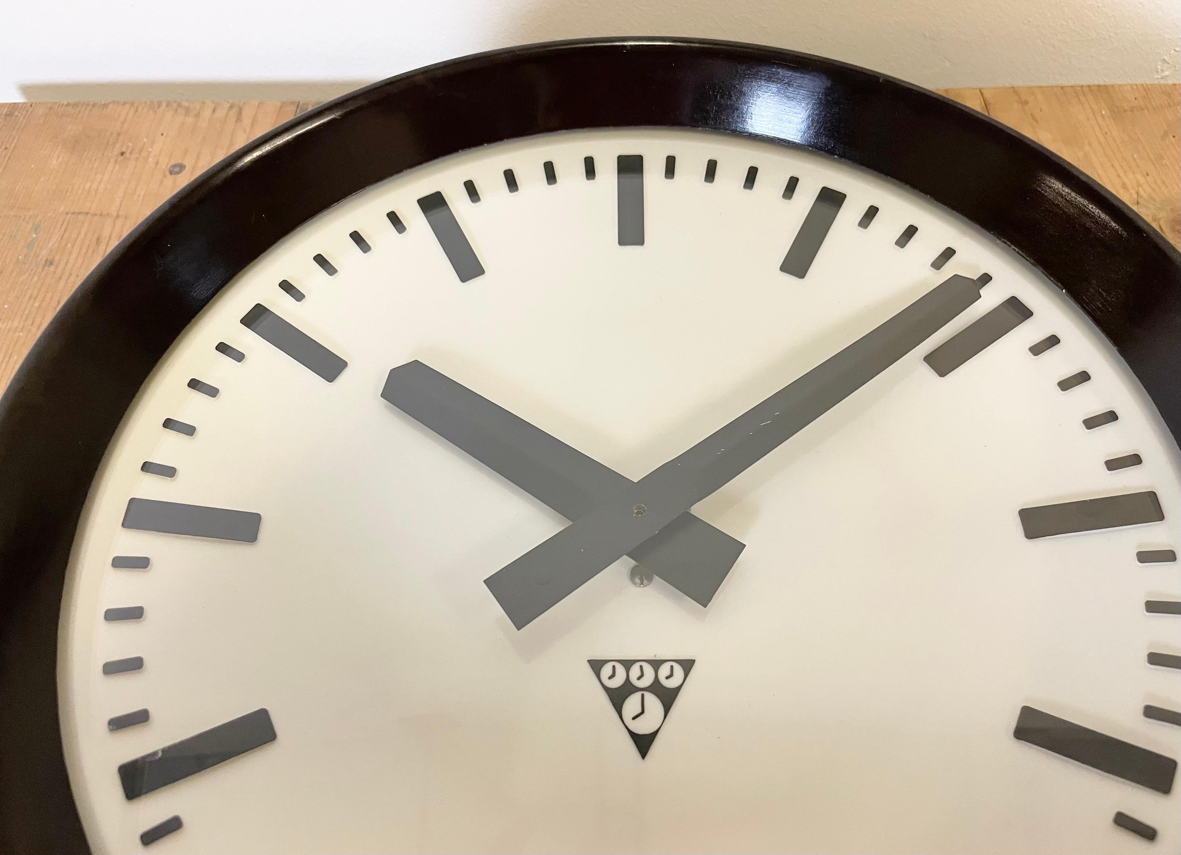 Czech Industrial Bakelite Factory Wall Clock from Pragotron, 1960s For Sale