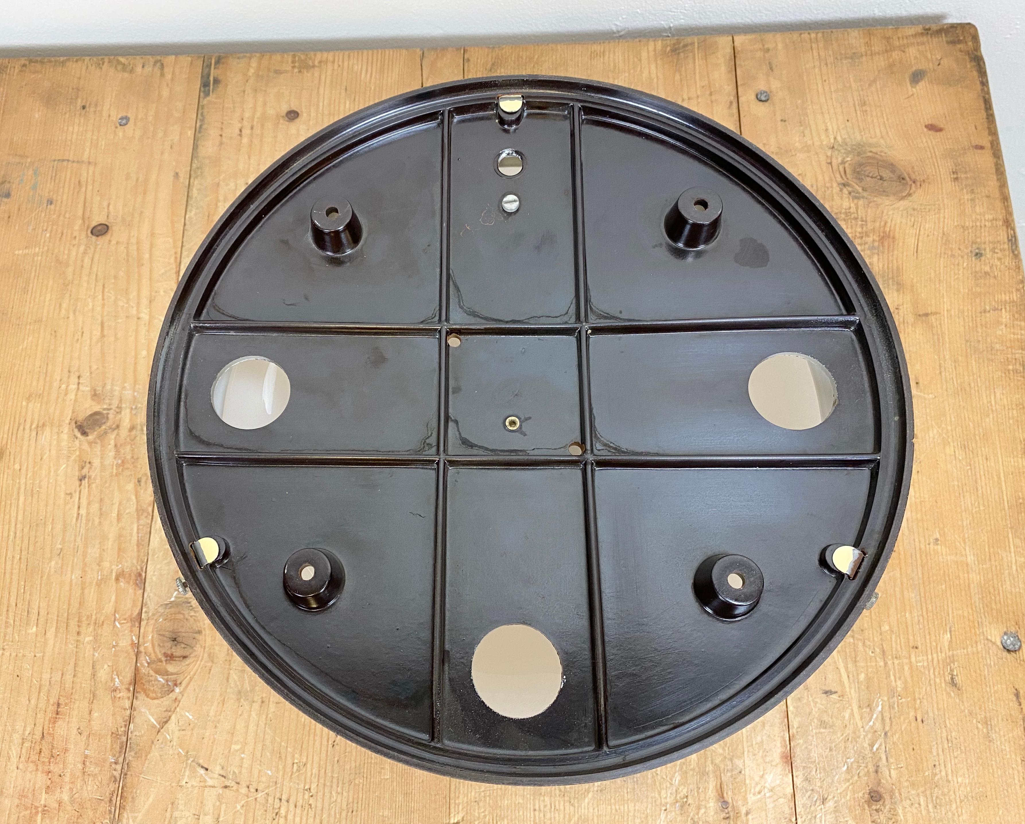 Industrial Bakelite Wall or Ceiling Light, 1950s For Sale 2