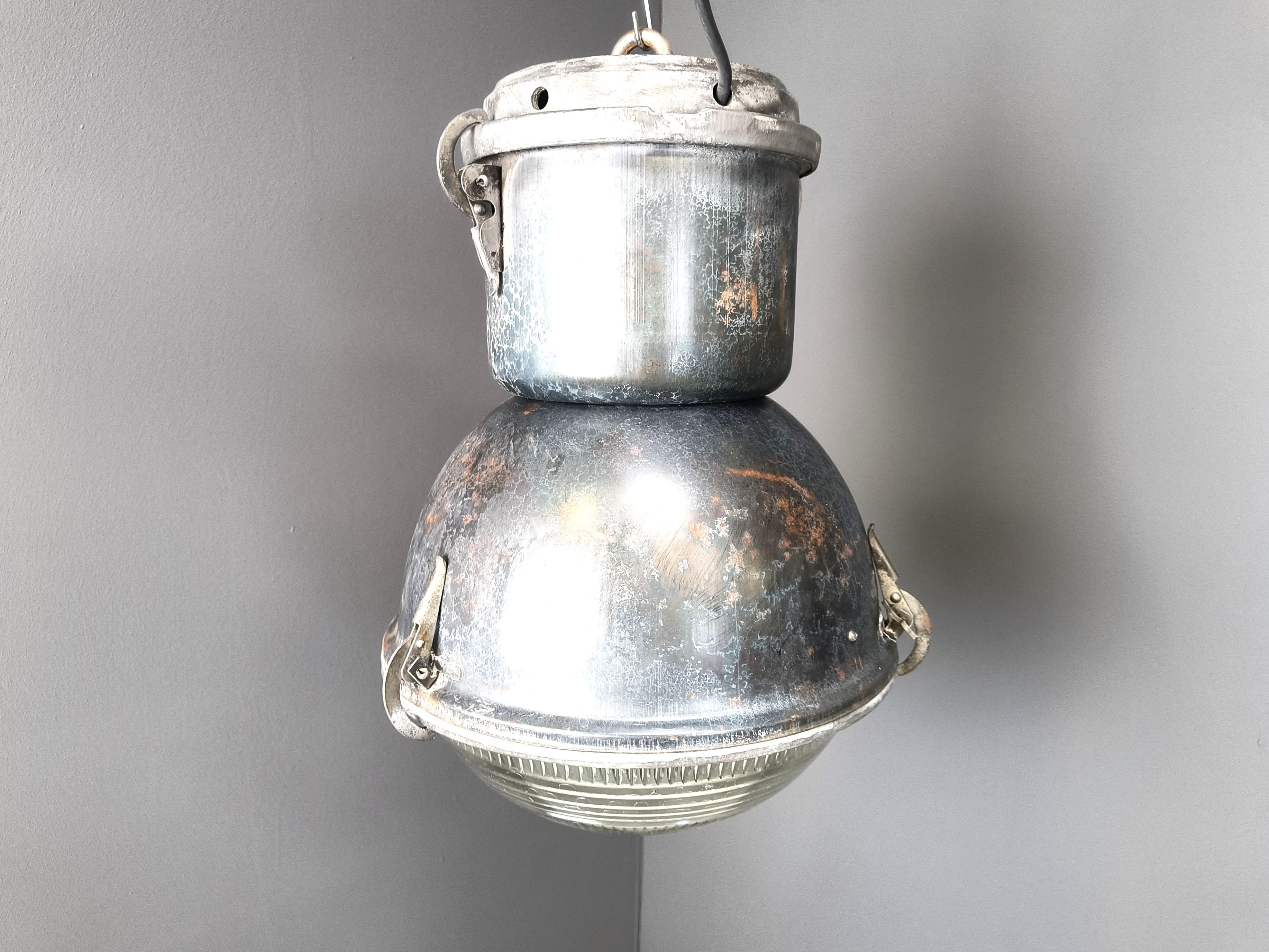 Industrial 'Ball' Lamps with Glass, 1930s In Good Condition In Leuven, Vlaams Gewest