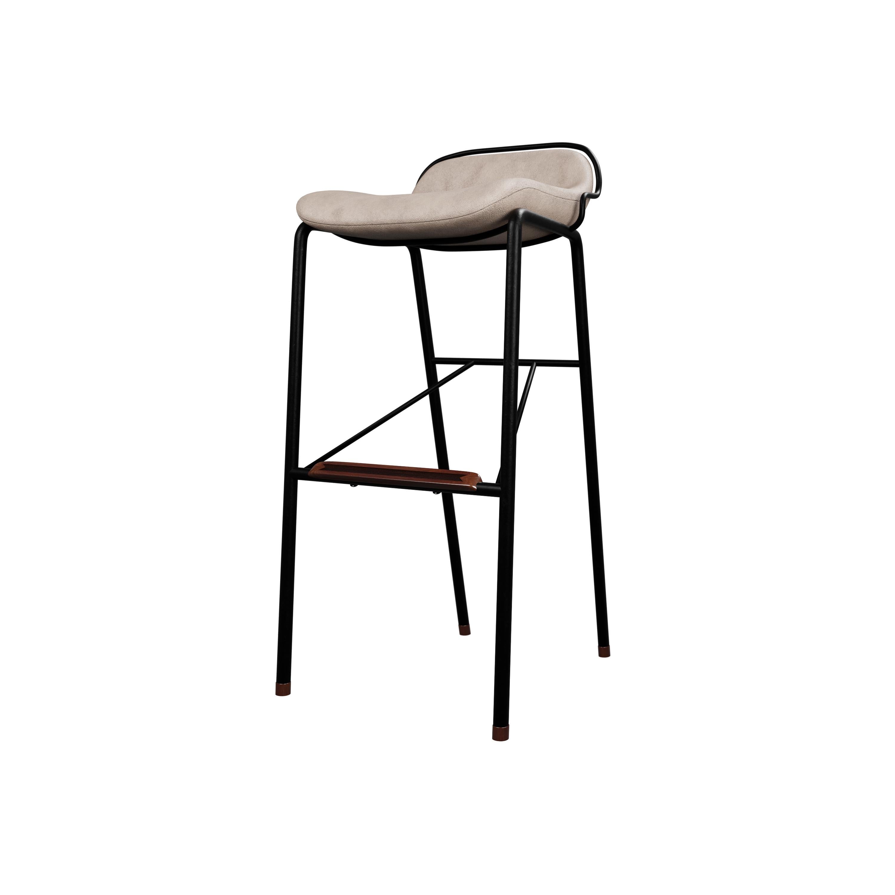 Industriel Tabouret de bar industriel DUV en cuir crème fabriqué à la main par Murmurio en vente