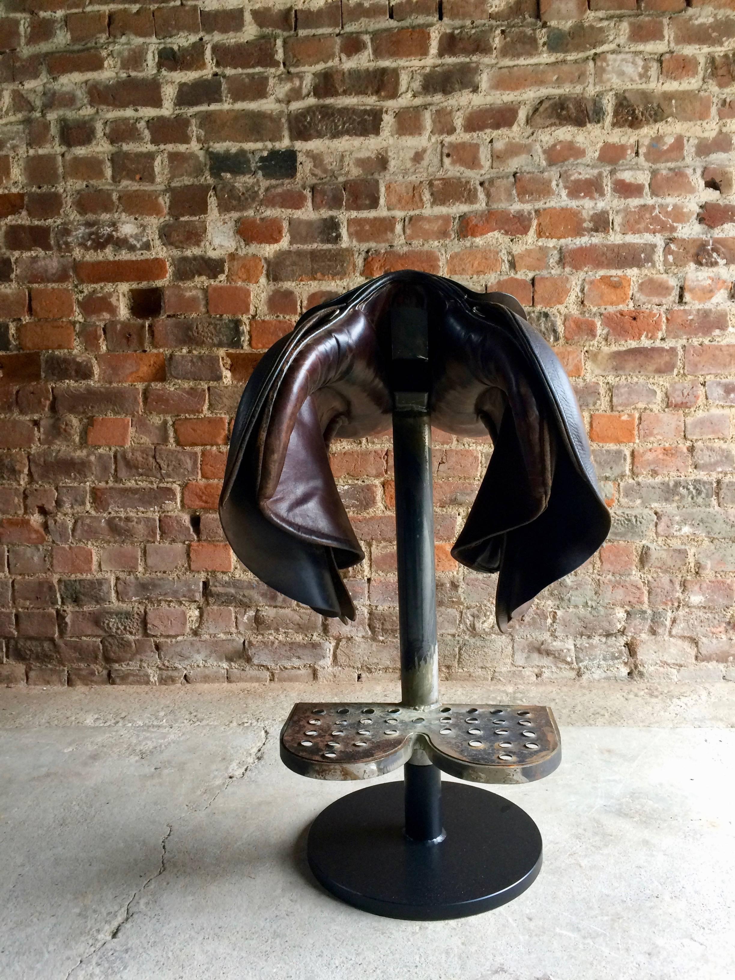 bar ensemble table de selles