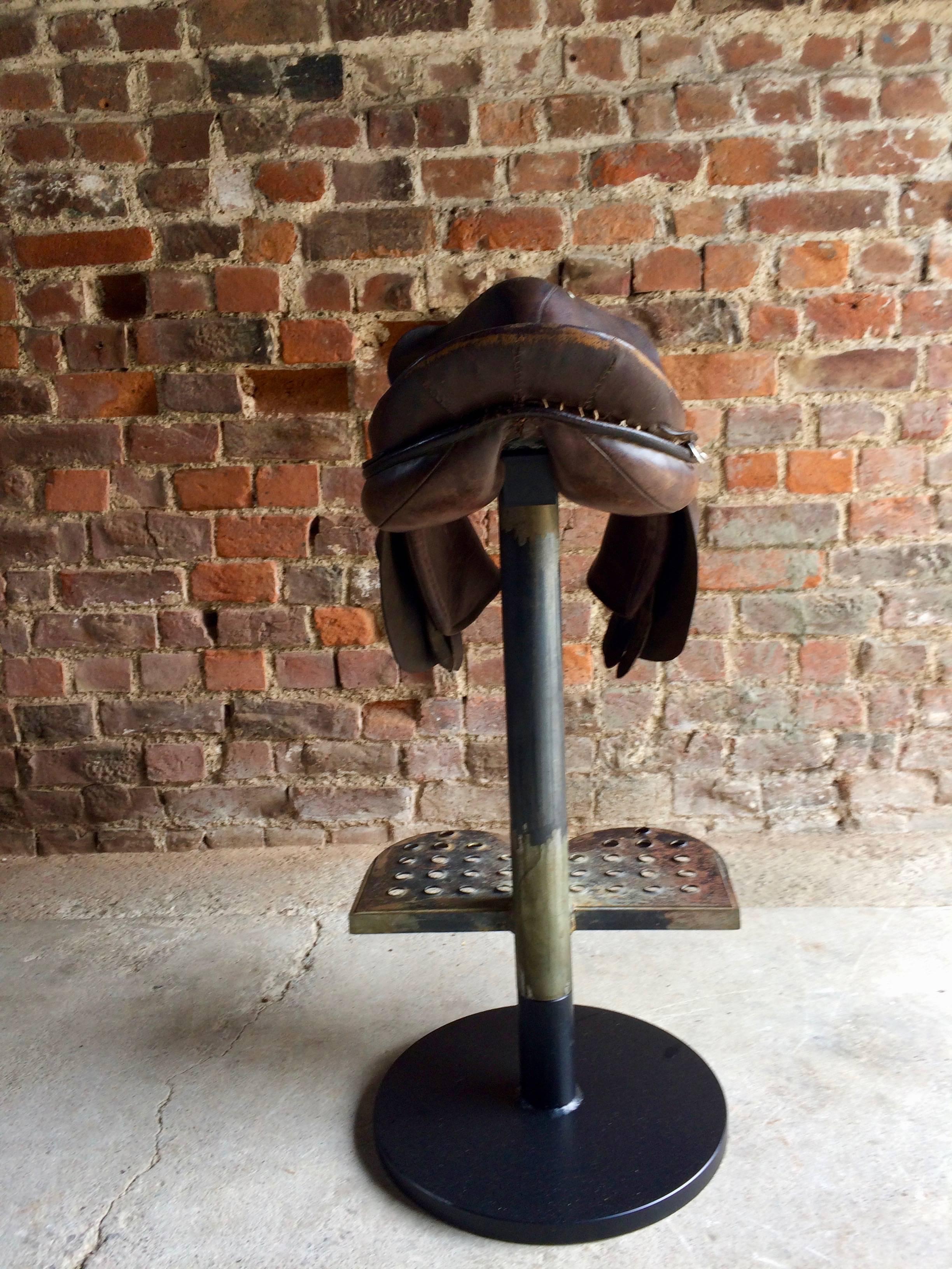 Fin du 20e siècle Tabouret de bar industriel Selle de cheval Intérêt équestre Loft Design