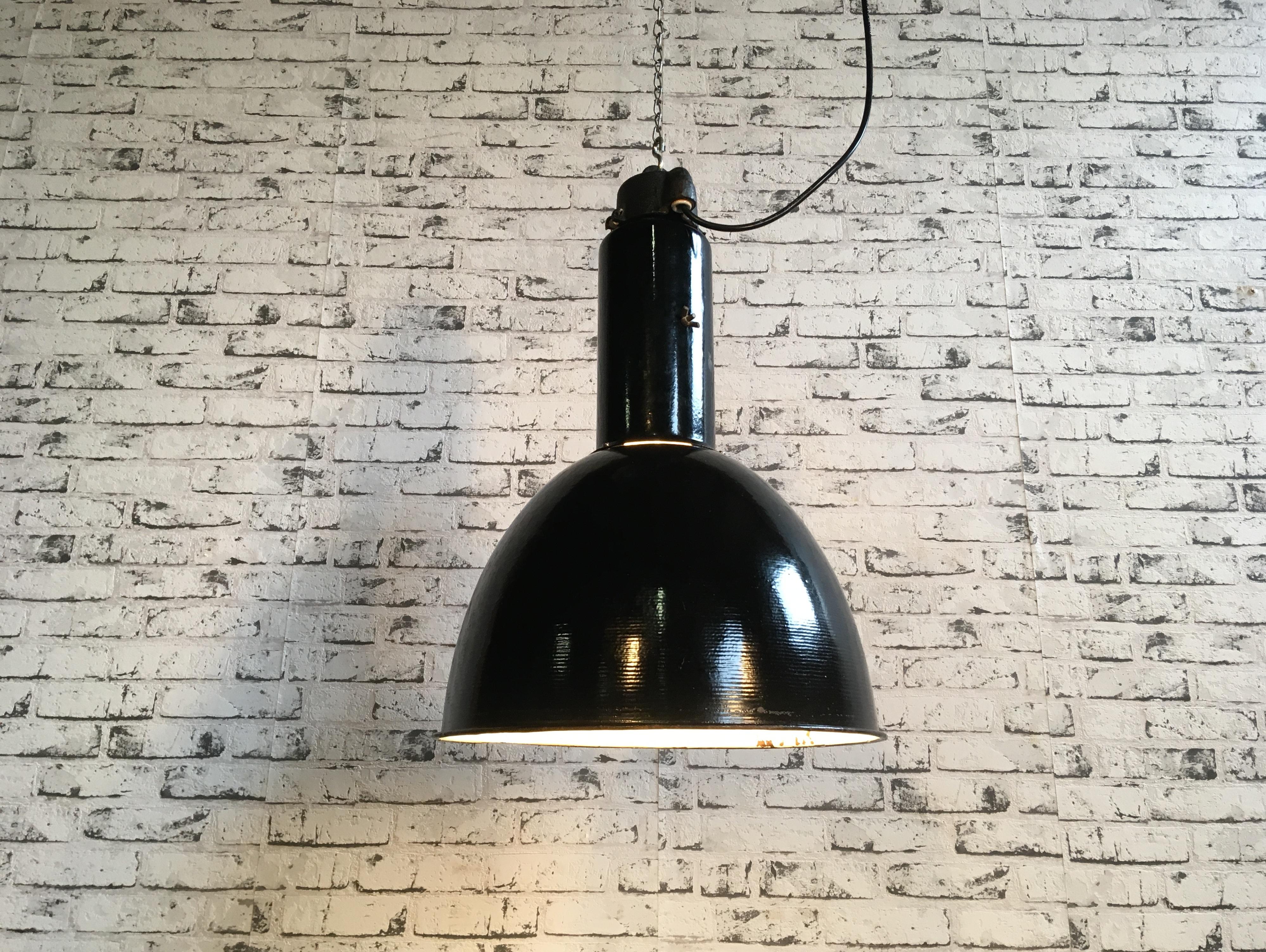 Industrial Bauhaus Black Enamel Pendant Lamp, 1930s In Good Condition In Kojetice, CZ