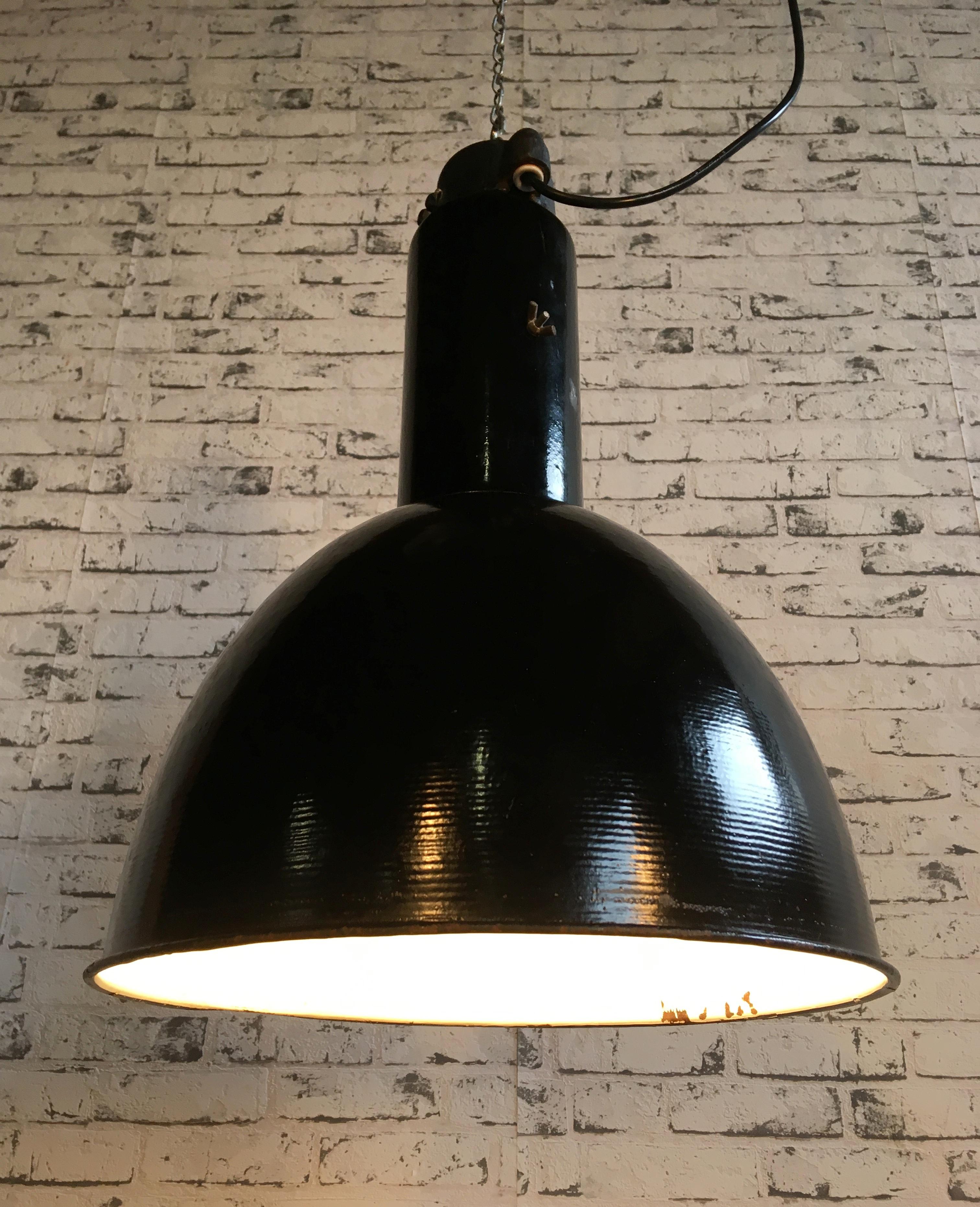 20th Century Industrial Bauhaus Black Enamel Pendant Lamp, 1930s
