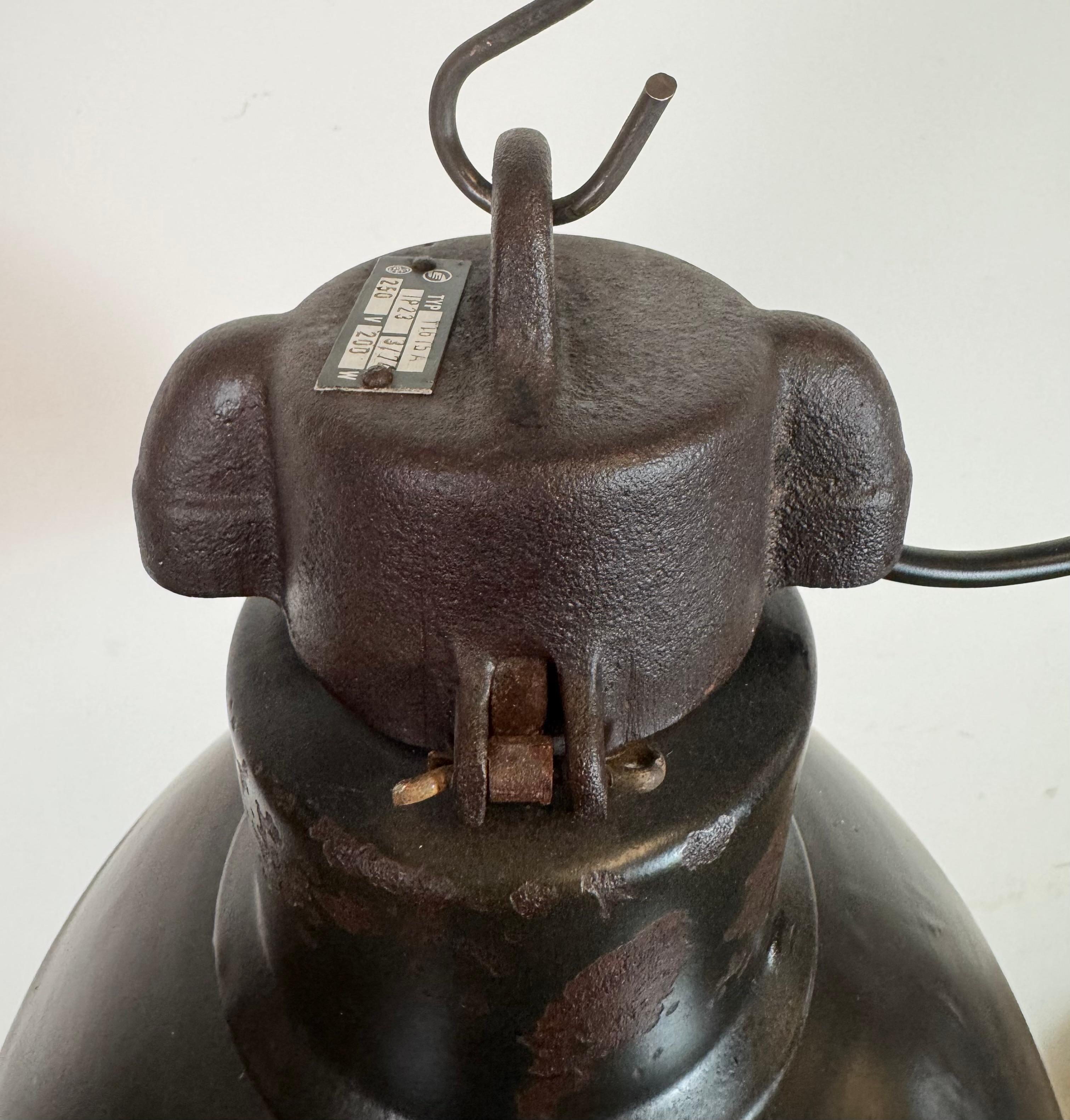 Industrial Bauhaus Black Enamel Pendant Light, 1930s For Sale 1