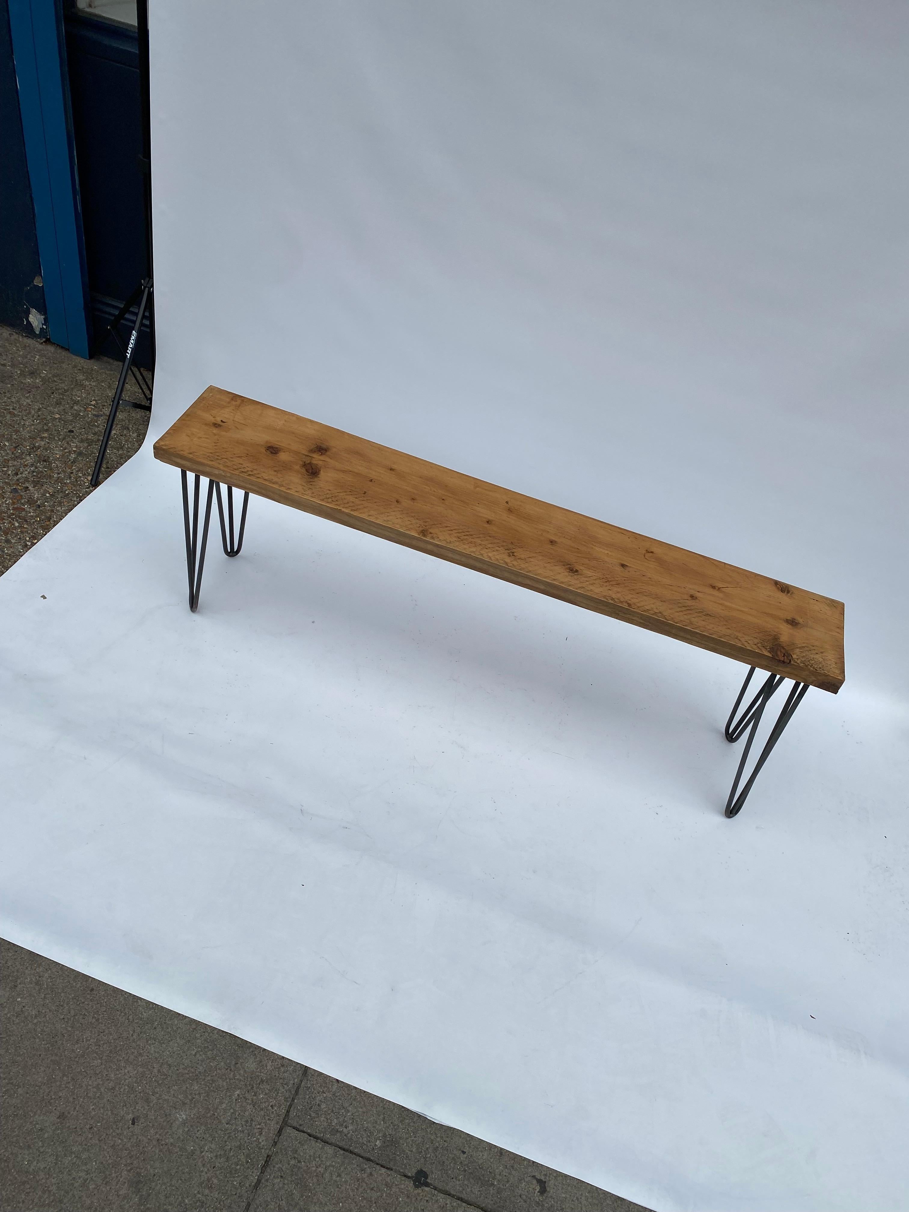 Industriel Banc industriel Pieds en épingle à cheveux Wood Midcentury Modern 1980 garden seat Vintage 1 en vente