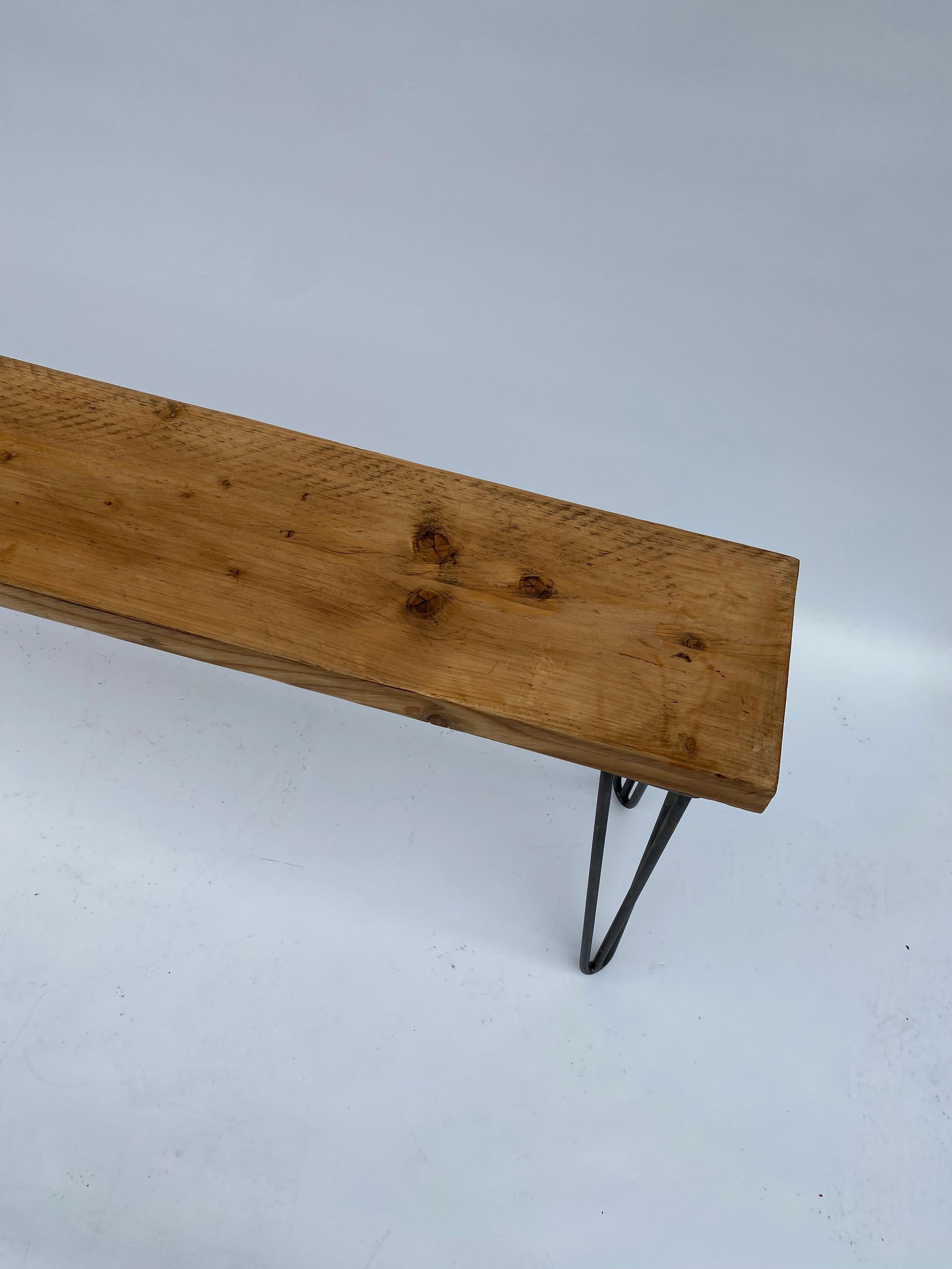 Bois Banc industriel Pieds en épingle à cheveux Wood Midcentury Modern 1980 garden seat Vintage 1 en vente