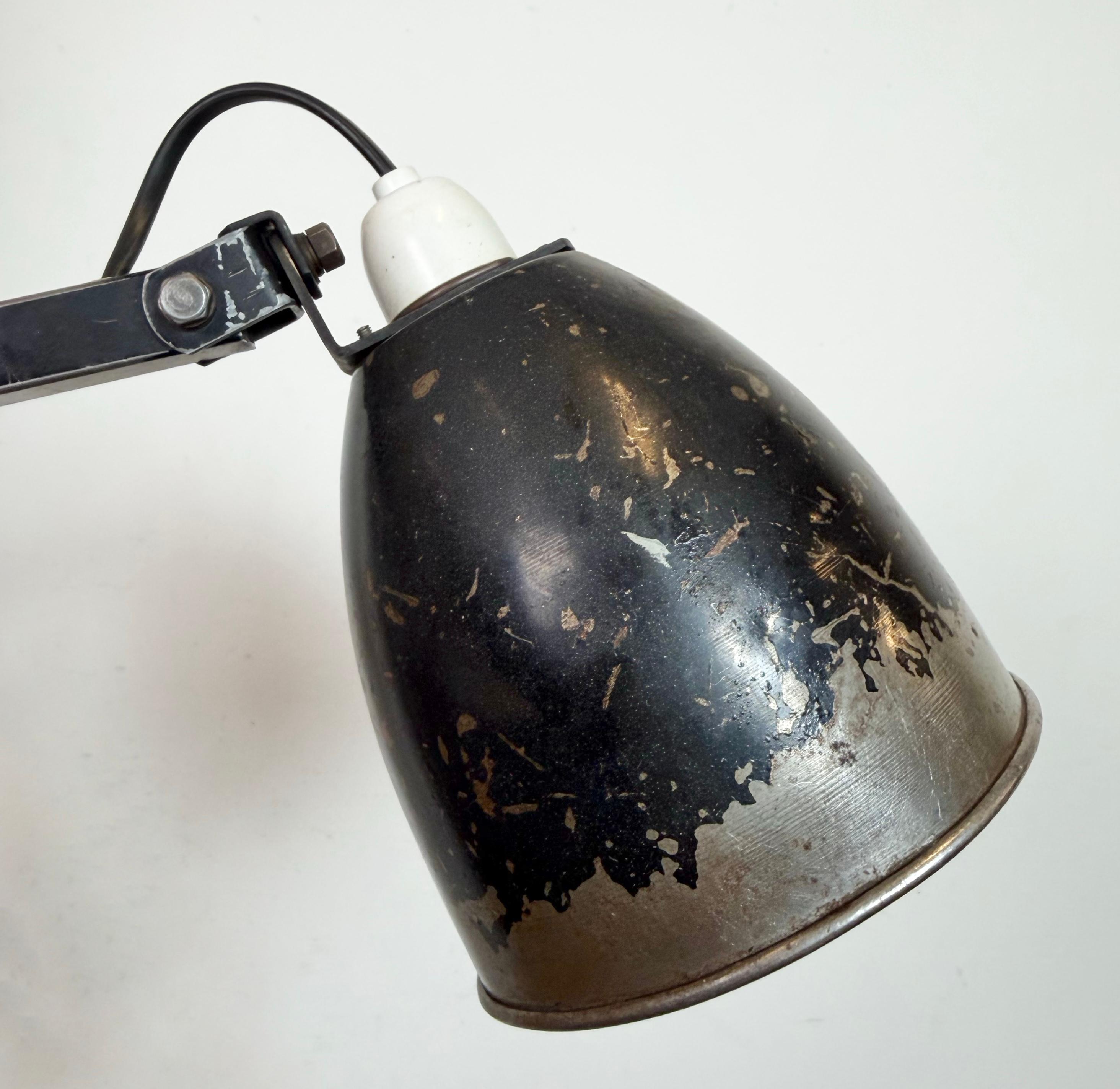 Industrial Black Adjustable Wall Lamp from Memlite, 1960s en venta 7