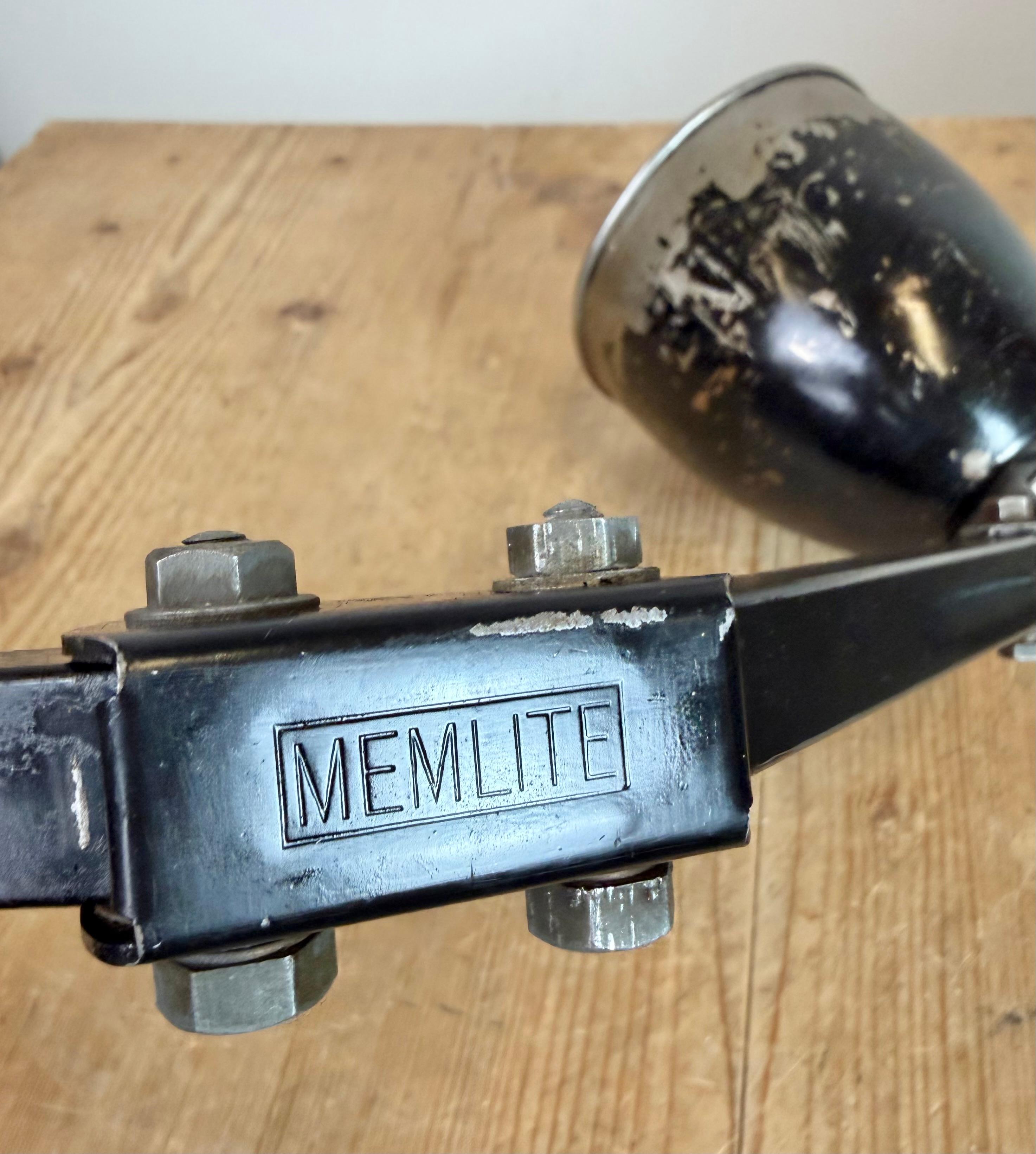Industrial Black Adjustable Wall Lamp from Memlite, 1960s en venta 14