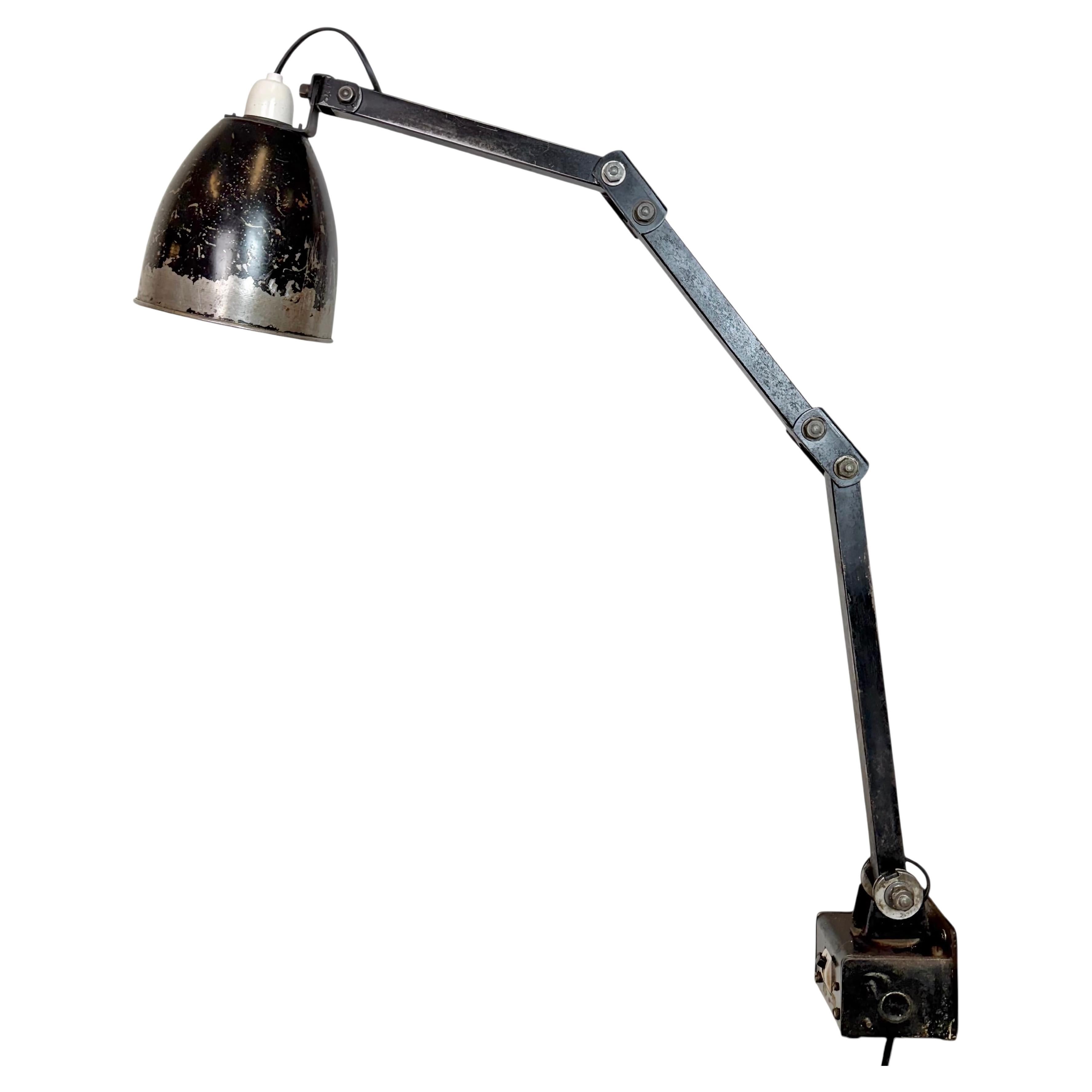 Industrial Black Adjustable Wall Lamp from Memlite, 1960s en venta