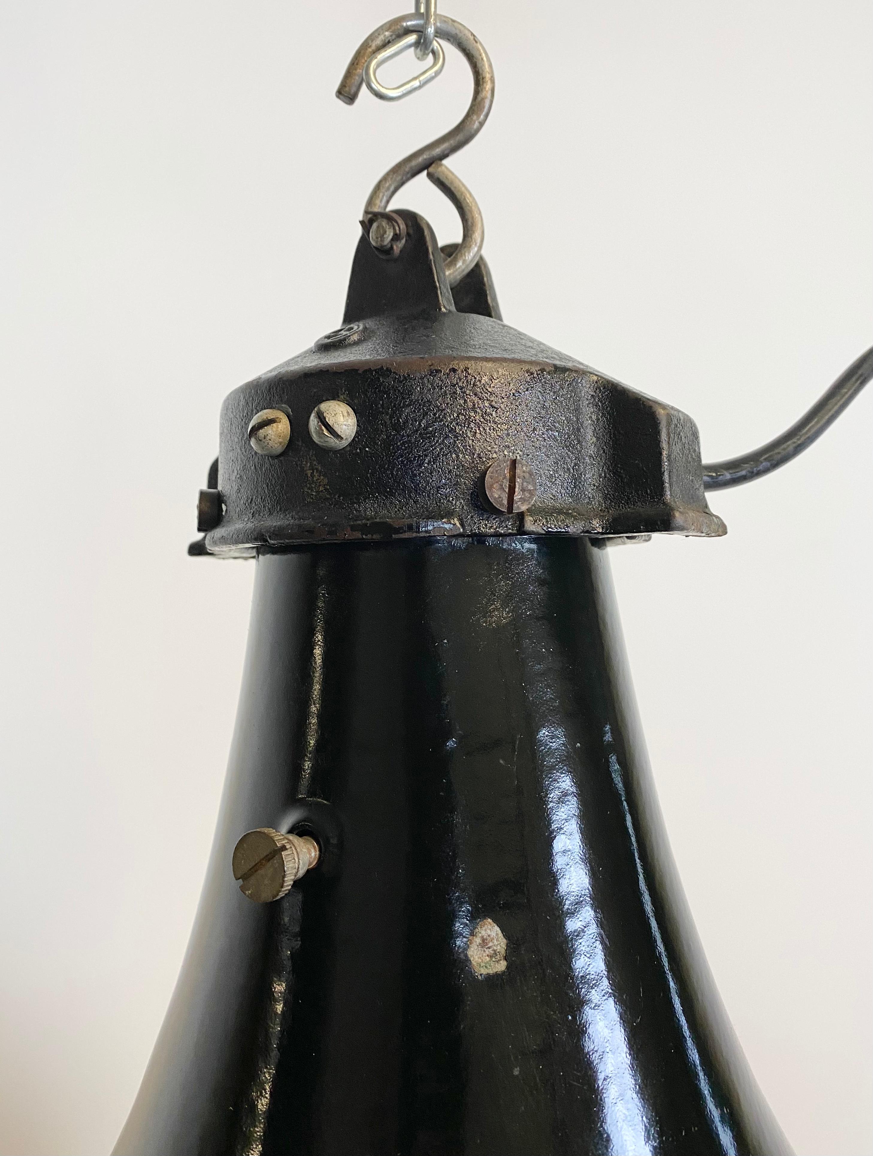 Industrial Black Enamel Bauhaus Pendant Lamp, 1930s For Sale 2