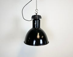 Lampada a sospensione Bauhaus industriale con smalto nero, anni '30