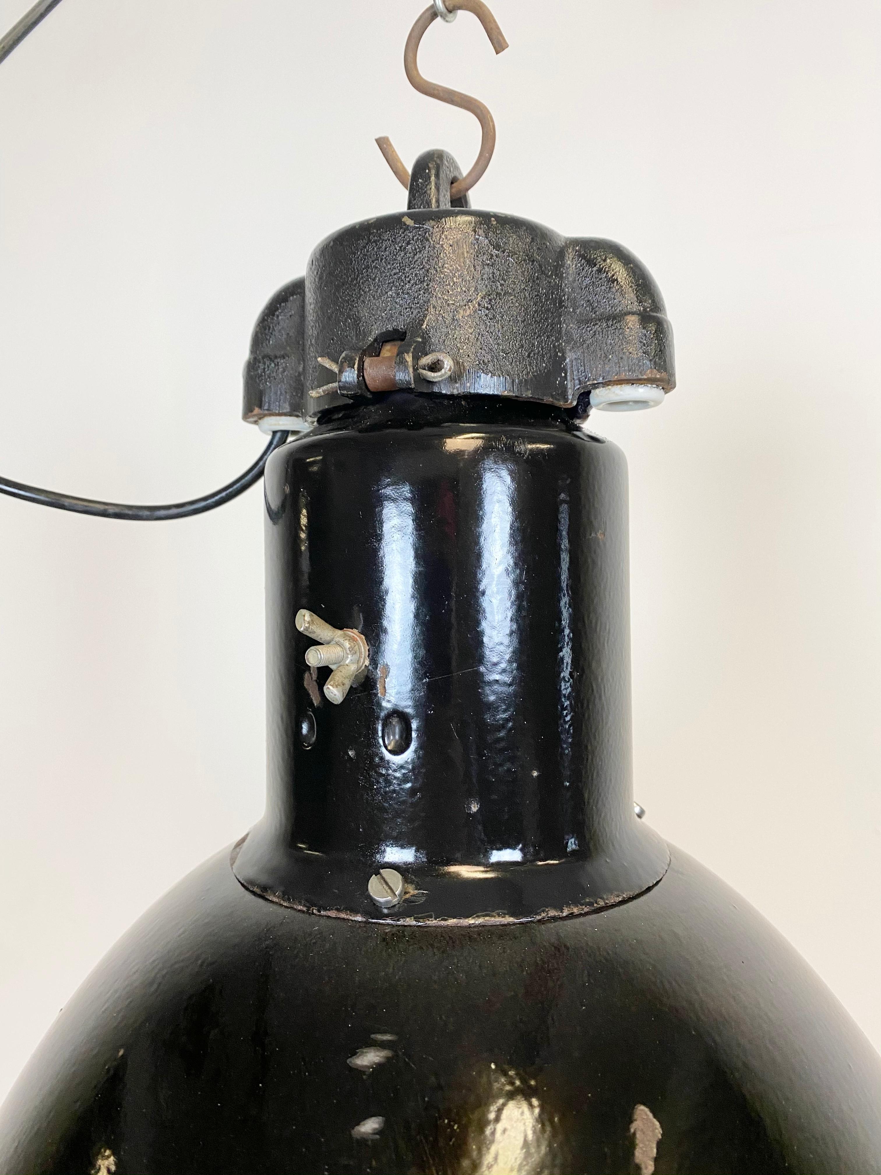 black enamel pendant light