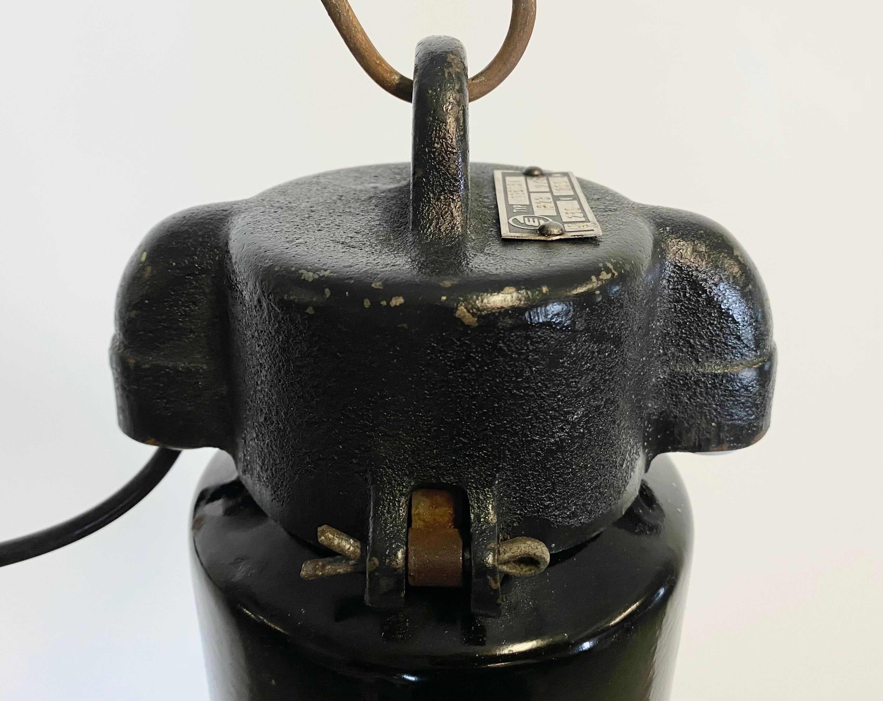 Industrial Black Enamel Bauhaus Pendant Light, 1930s In Good Condition For Sale In Kojetice, CZ