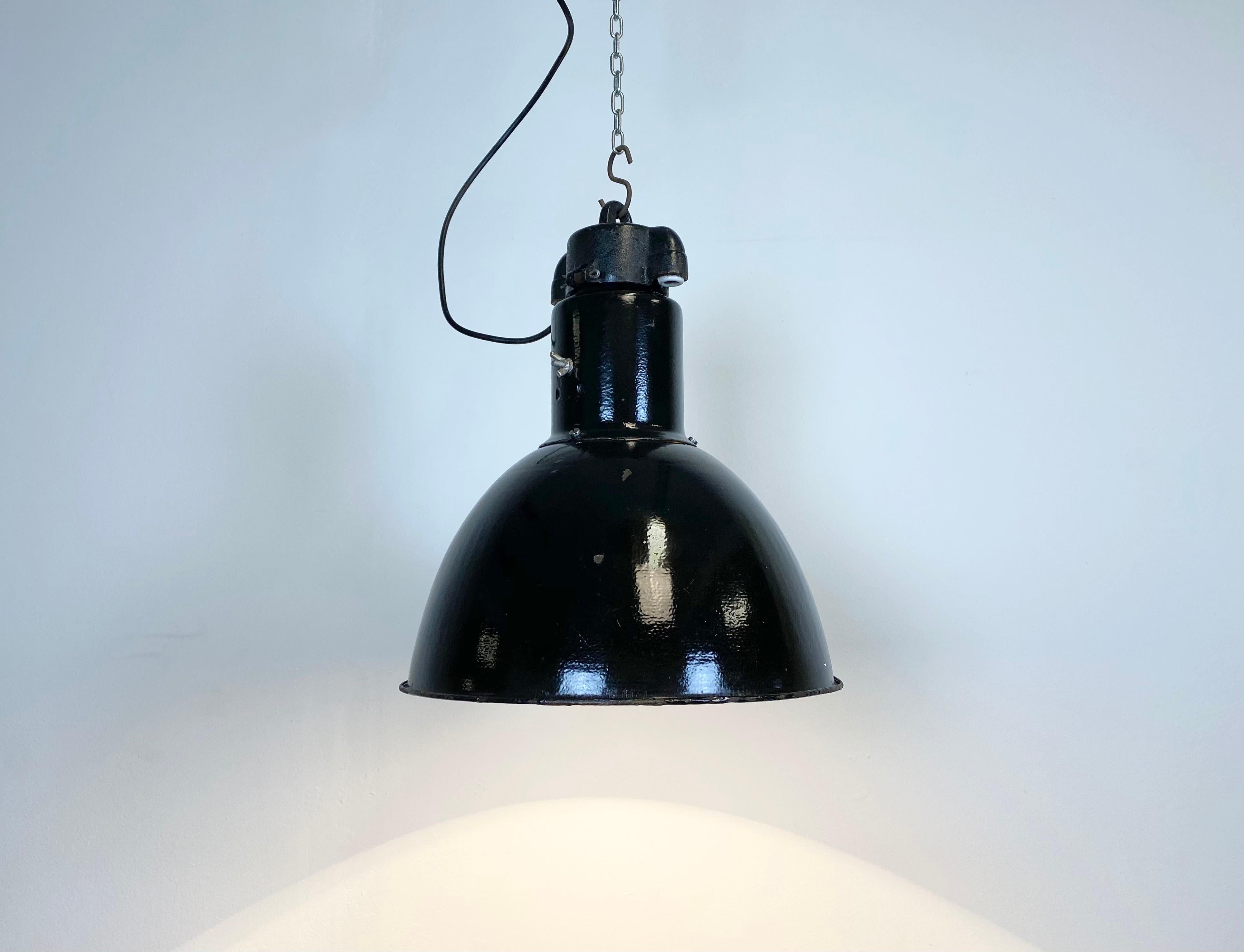 Iron Industrial Black Enamel Bauhaus Pendant Light, 1930s For Sale