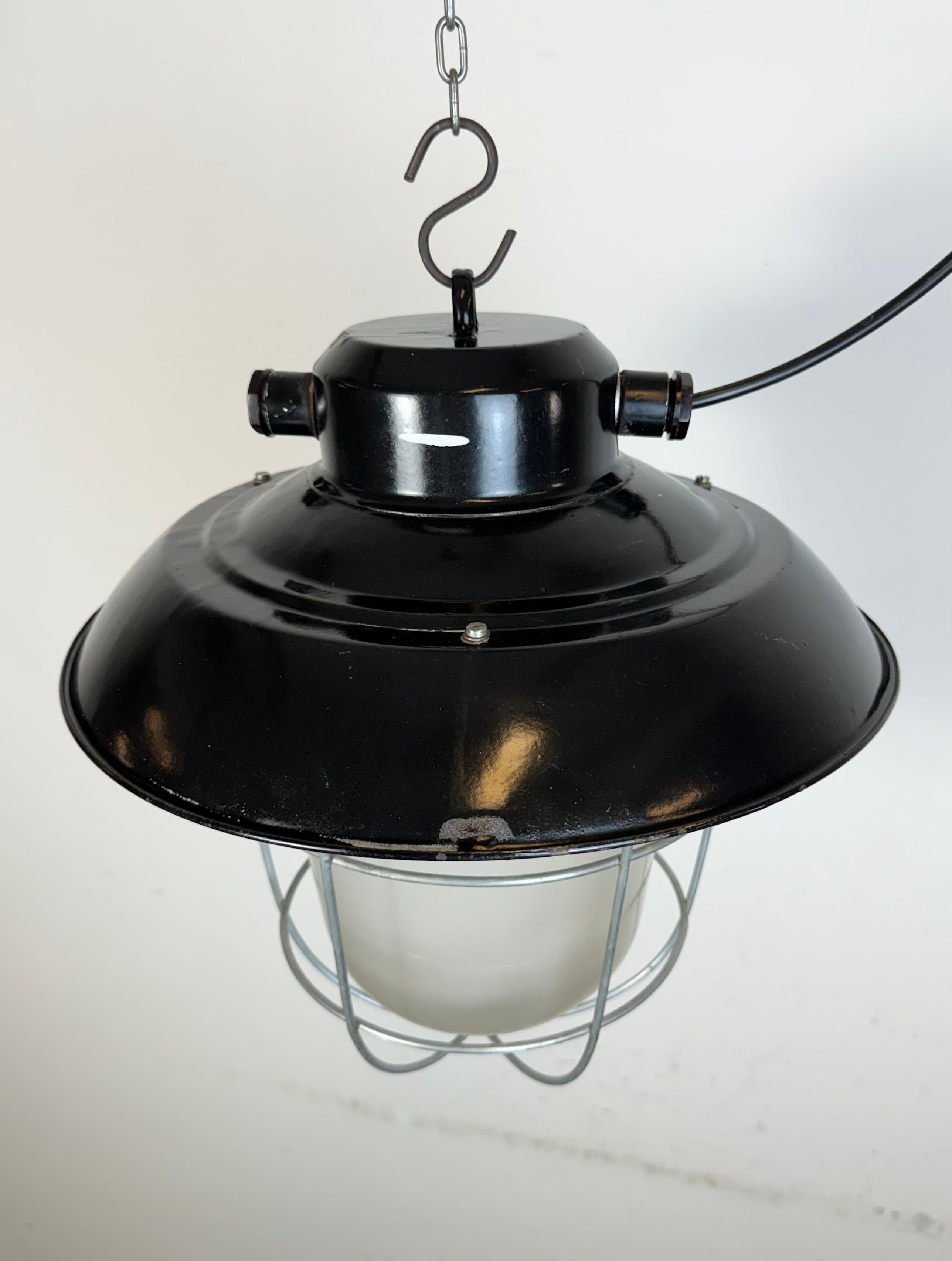 Industrial Black Enamel Factory Hanging Lamp, 1960s For Sale 5
