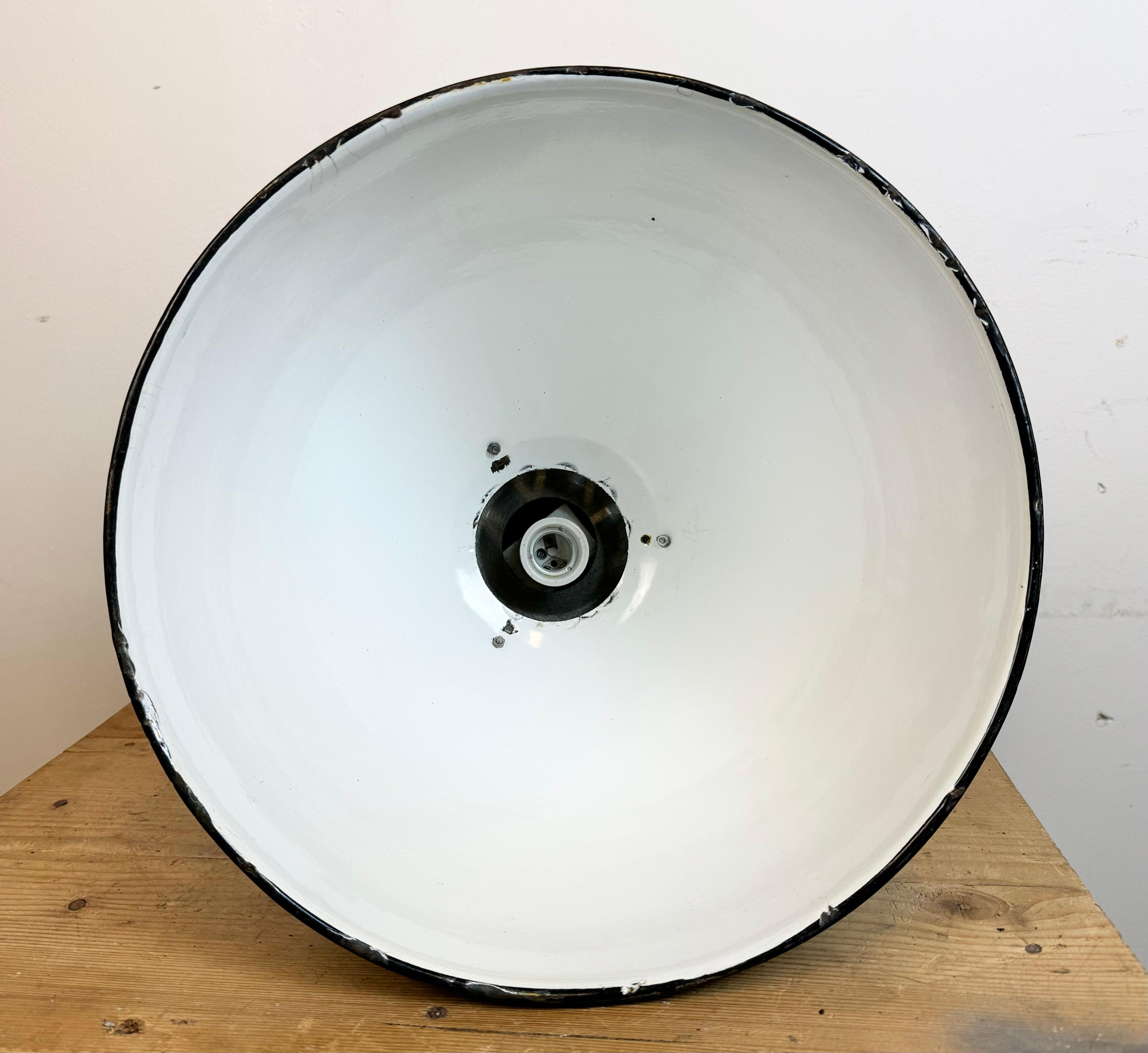 Industrielle schwarze Emaille-Fabrik-Lampe aus Elektrosvit, 1960er Jahre im Angebot 13