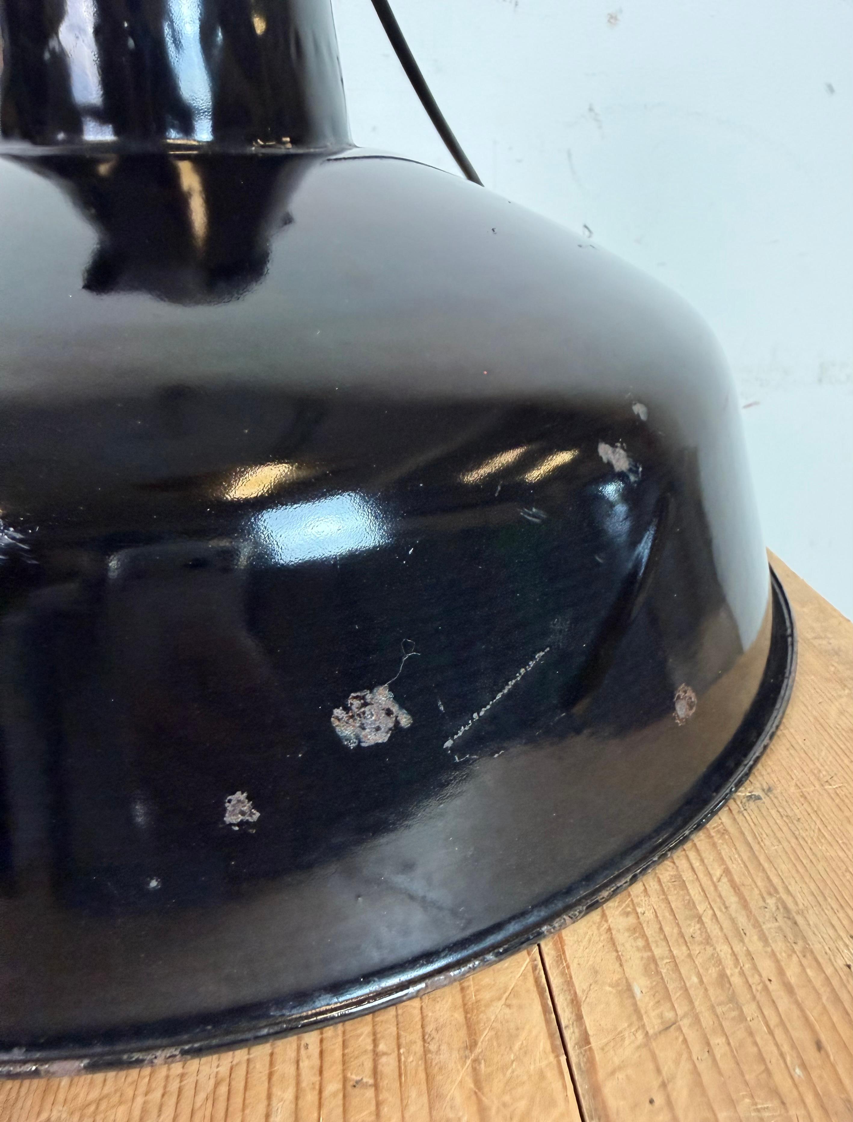 Industrial Black Enamel Factory Lamp with Cast Iron Top, 1950s For Sale 8