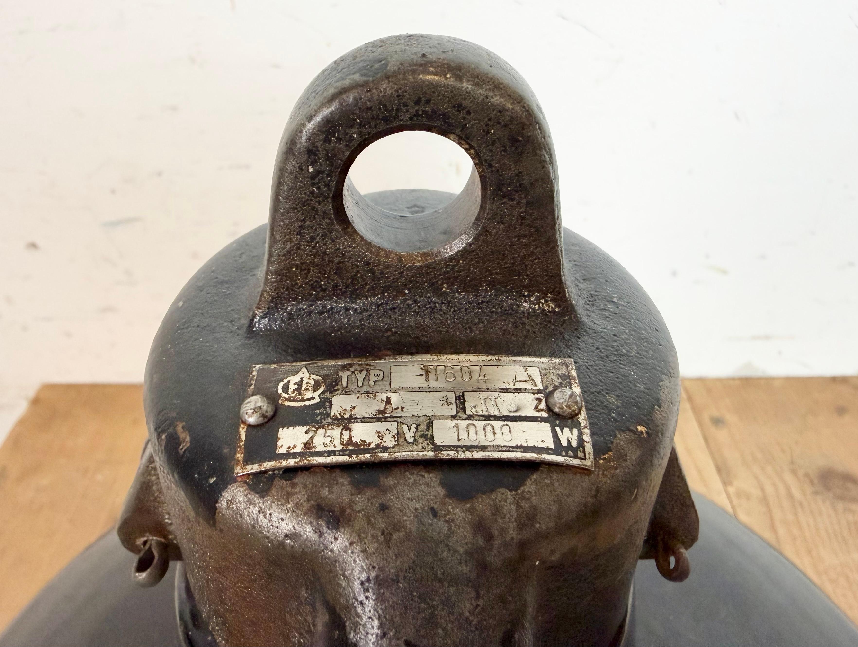Industrial Black Enamel Factory Lamp with Cast Iron Top, 1950s For Sale 11