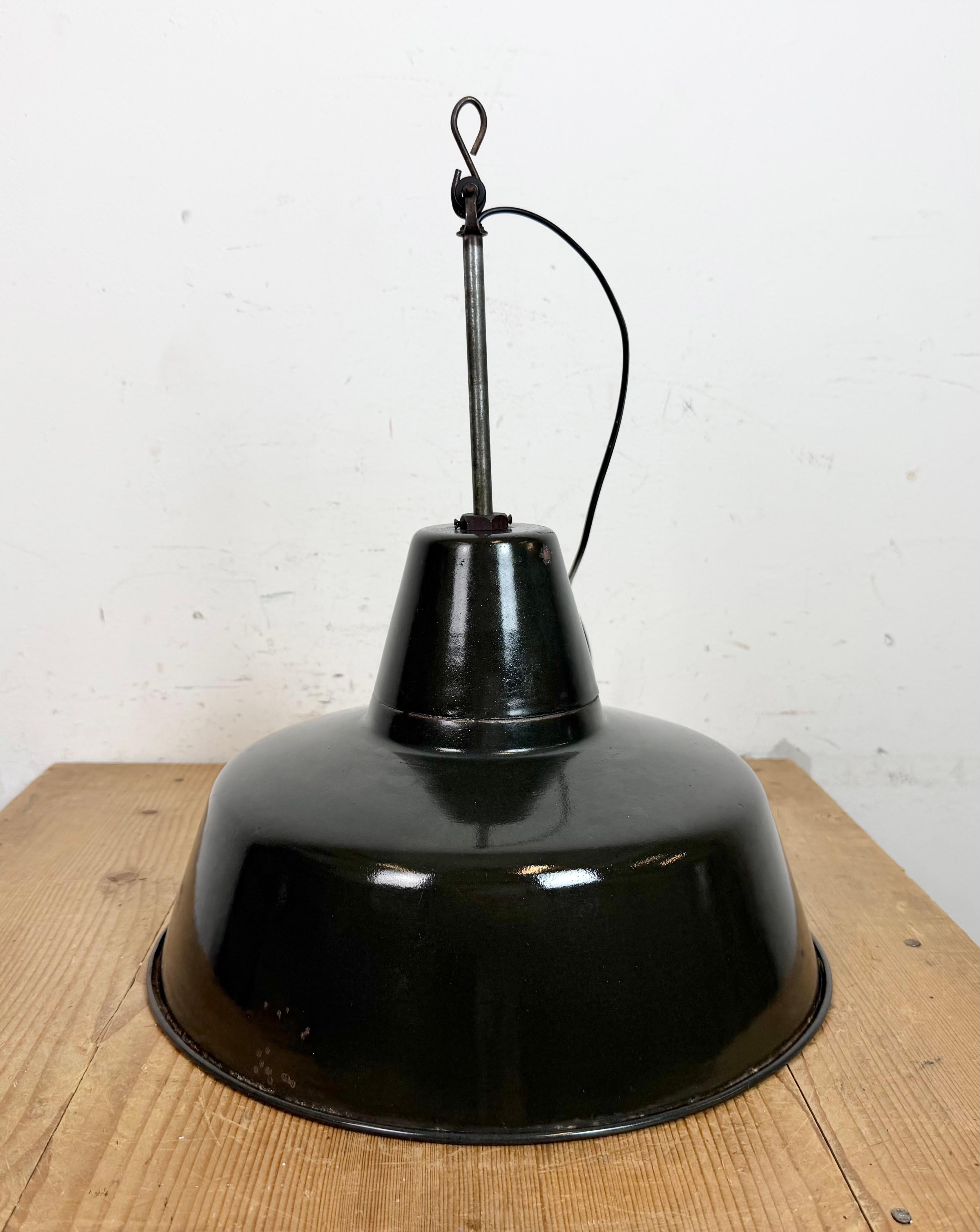 Industrial Black Enamel Factory Lamp with Iron Top, 1950s For Sale 8