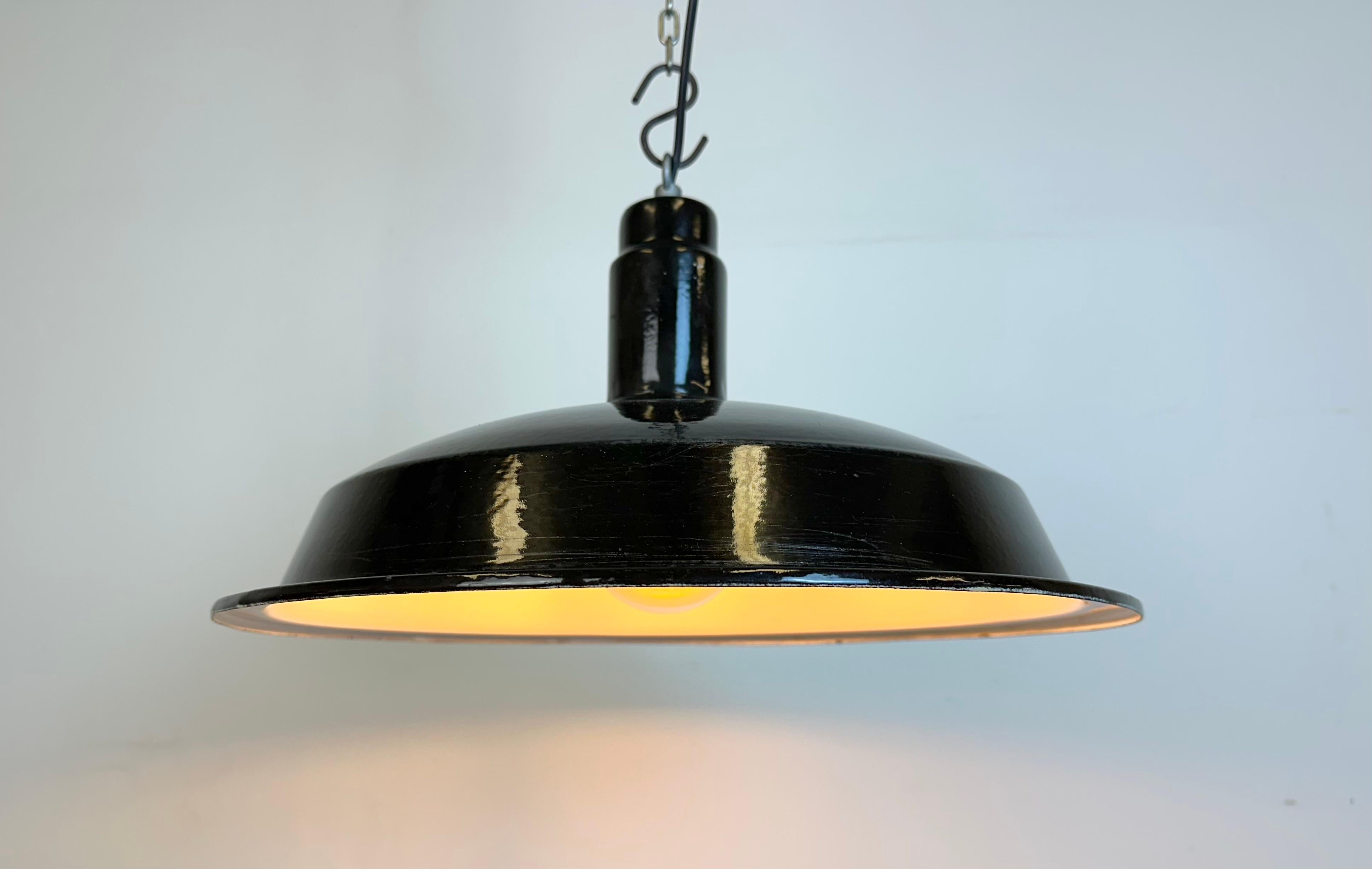 Industrial Black Enamel Factory Pendant Lamp, 1950s For Sale 6