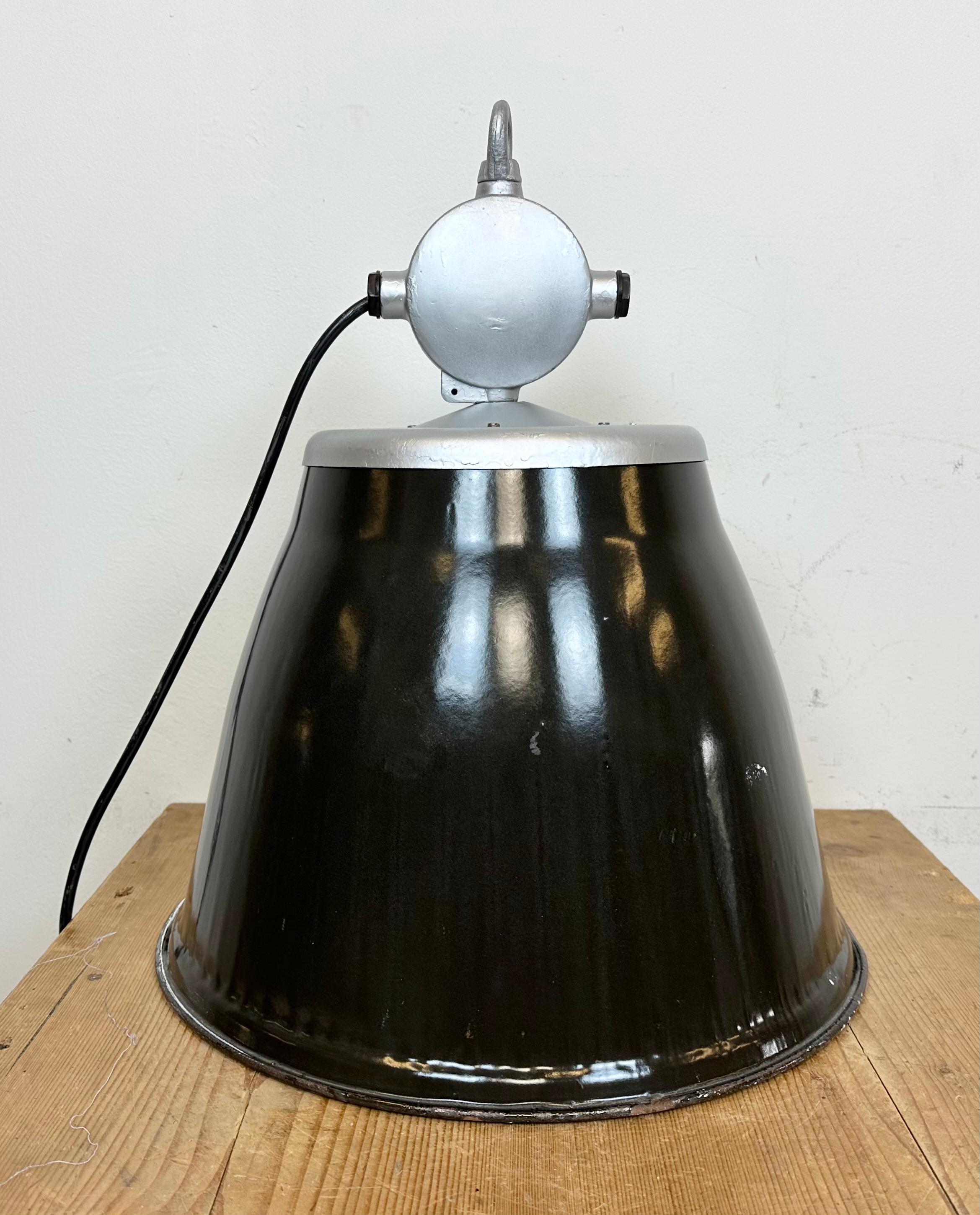 Industrial Black Enamel Factory Pendant Lamp, 1960s For Sale 10