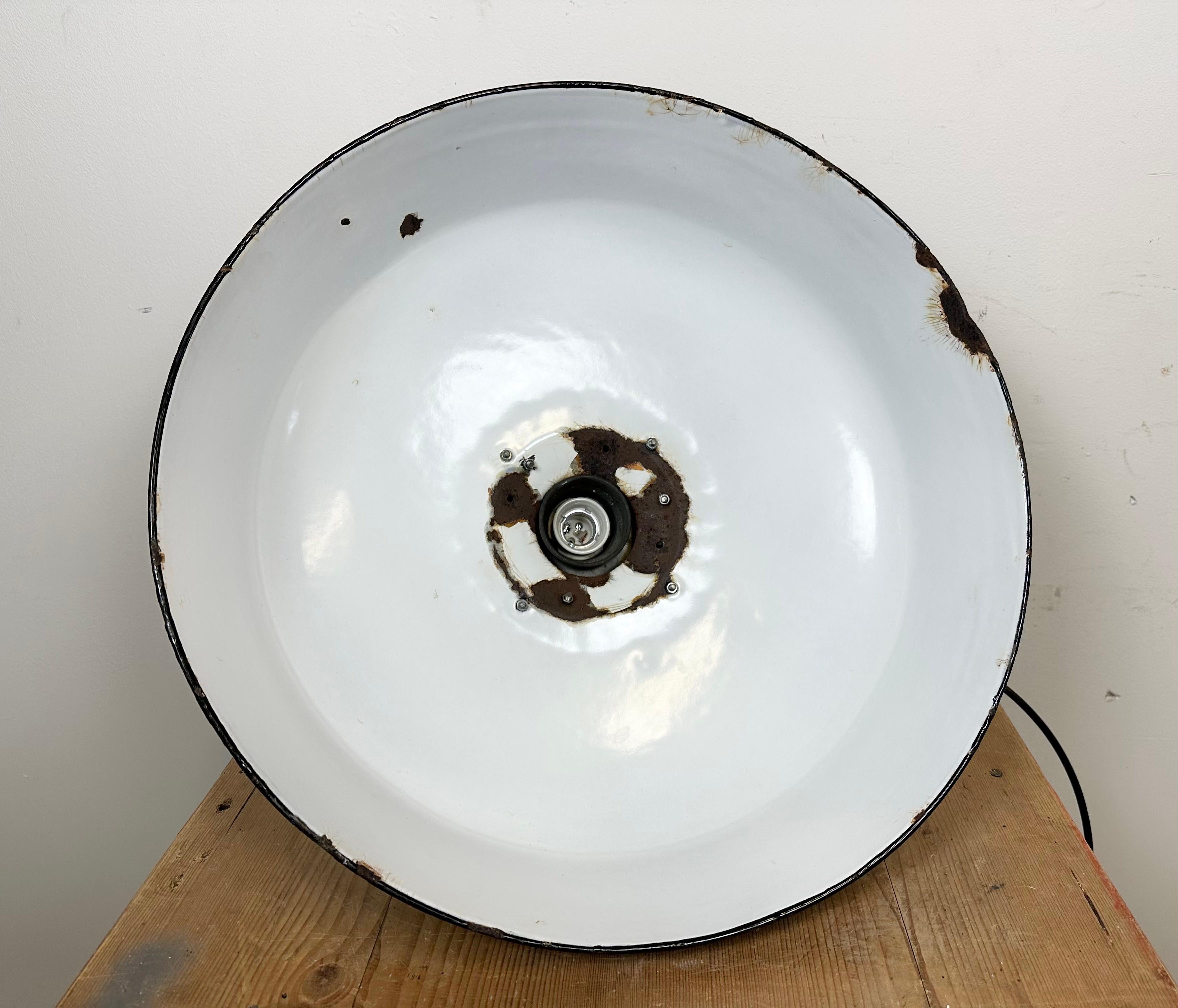 Industrial Black Enamel Factory Pendant Lamp with Iron Top, 1950s For Sale 9