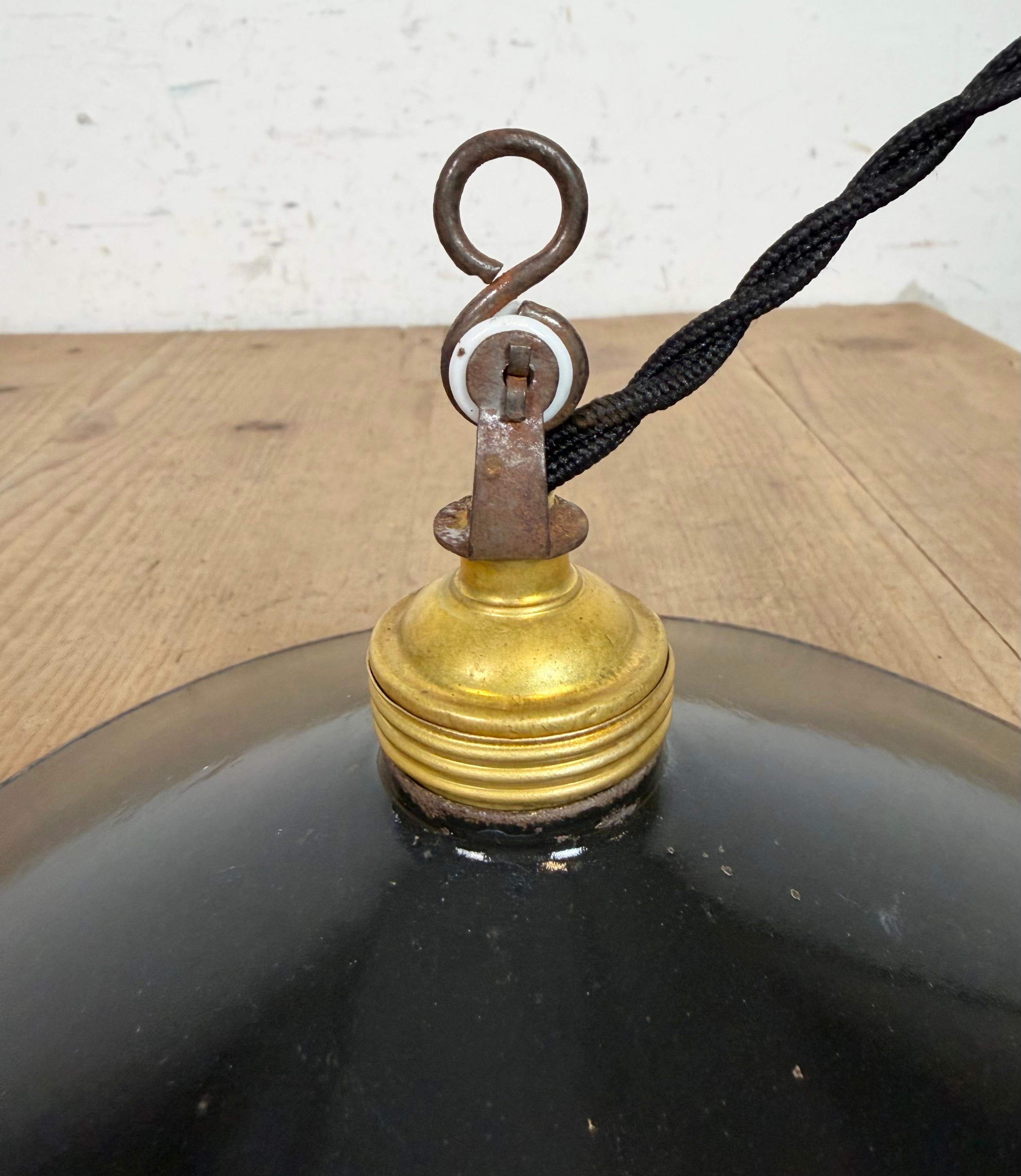 Industrial Black Enamel Light, 1930s im Angebot 5