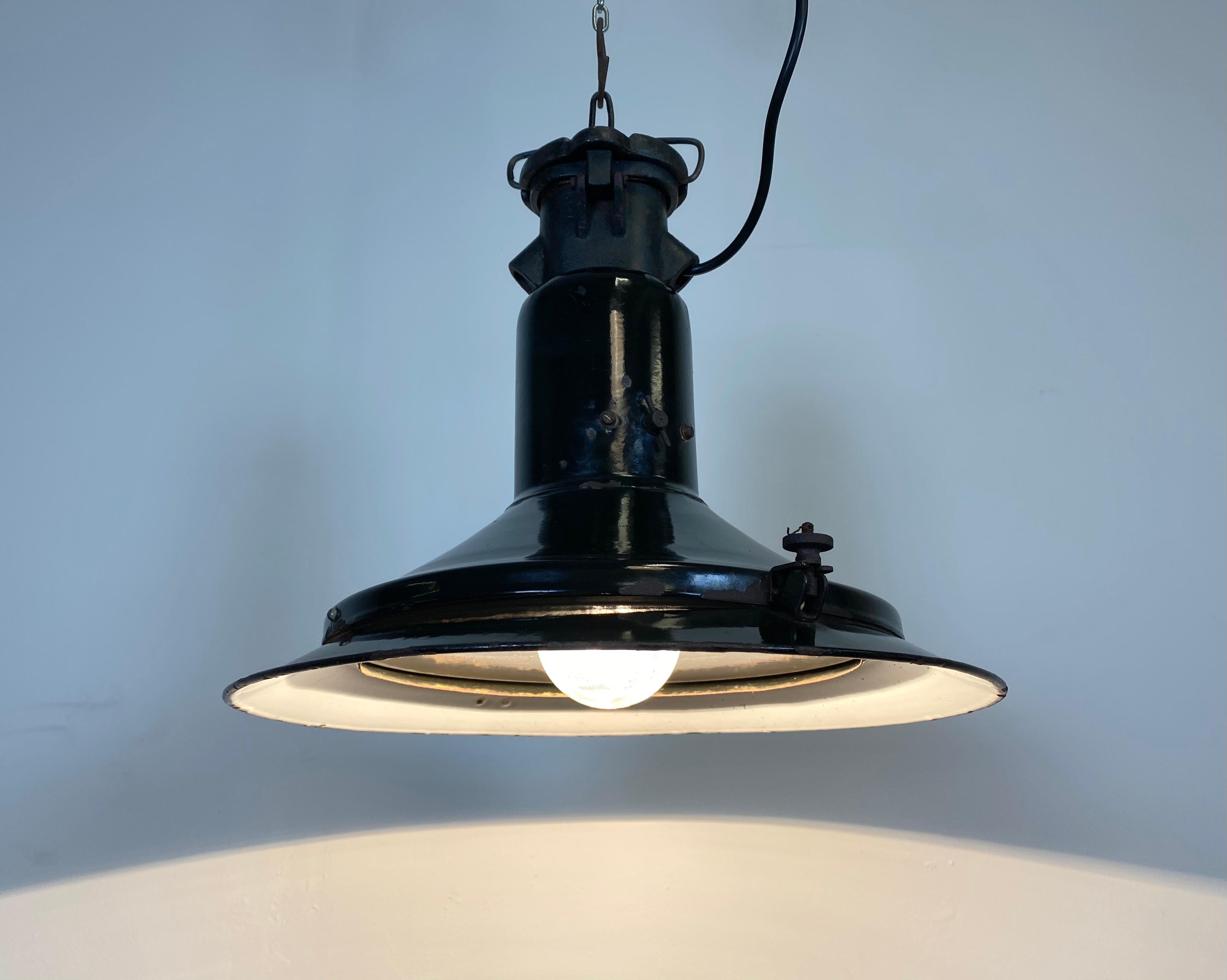 Industrial Black Enamel Pendant Lamp, 1920s 2