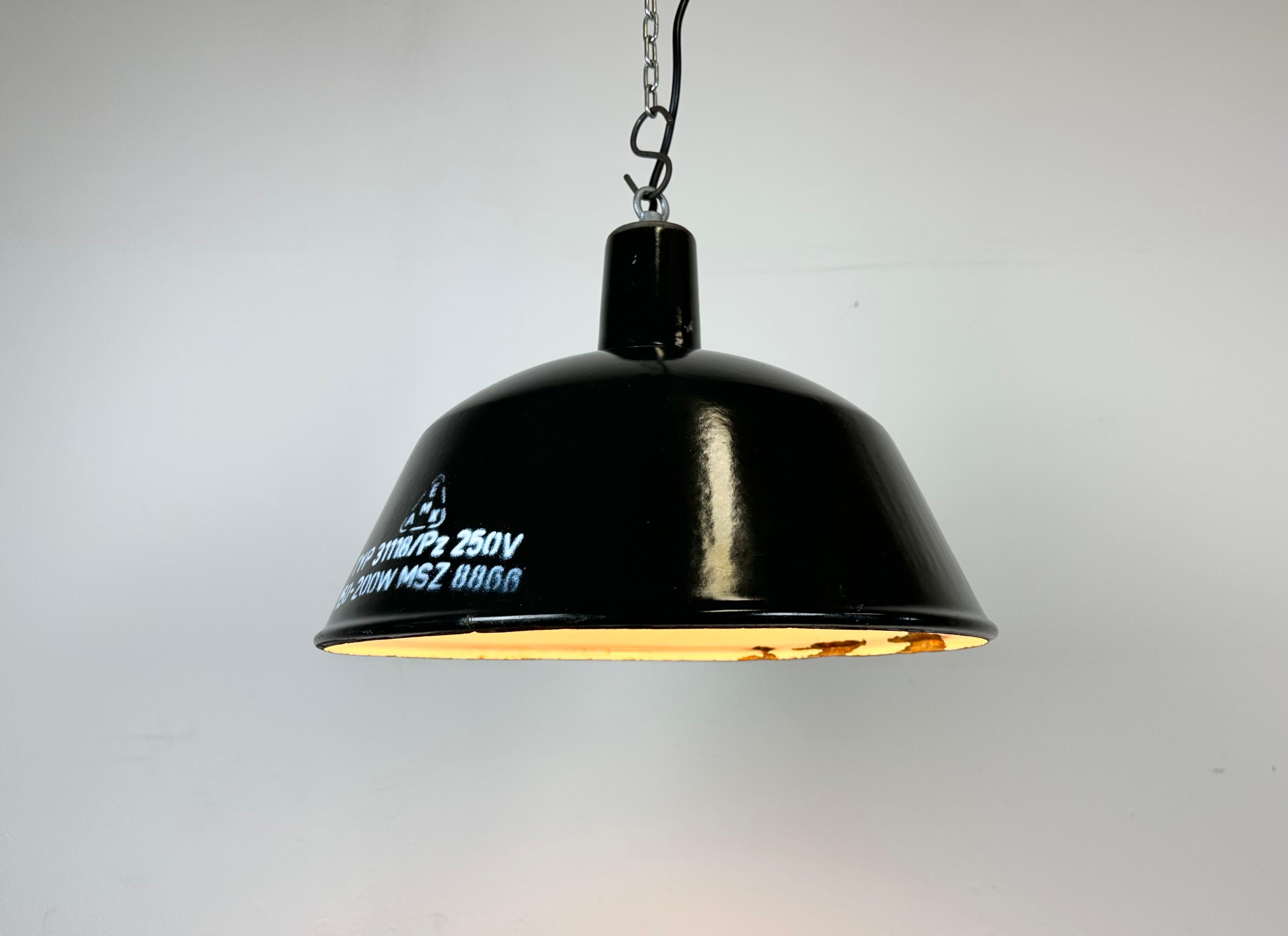 Industrial Black Enamel Pendant Lamp from EMAX, 1960s For Sale 11