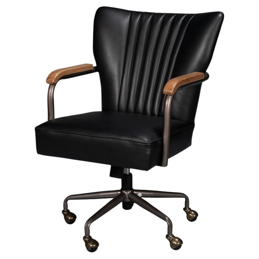 Chaise de bureau industrielle en cuir noir