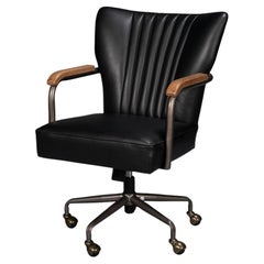 Chaise de bureau industrielle en cuir noir