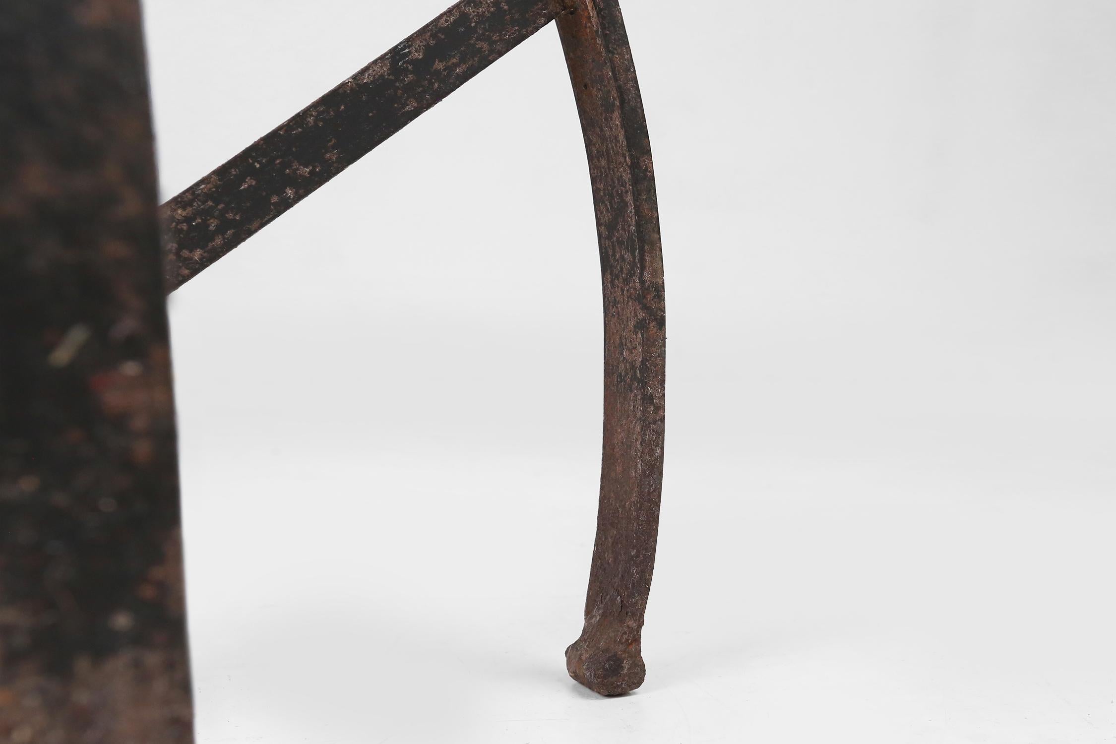 Industrial black metal stool with unique frame, France ca. 1920 For Sale 4