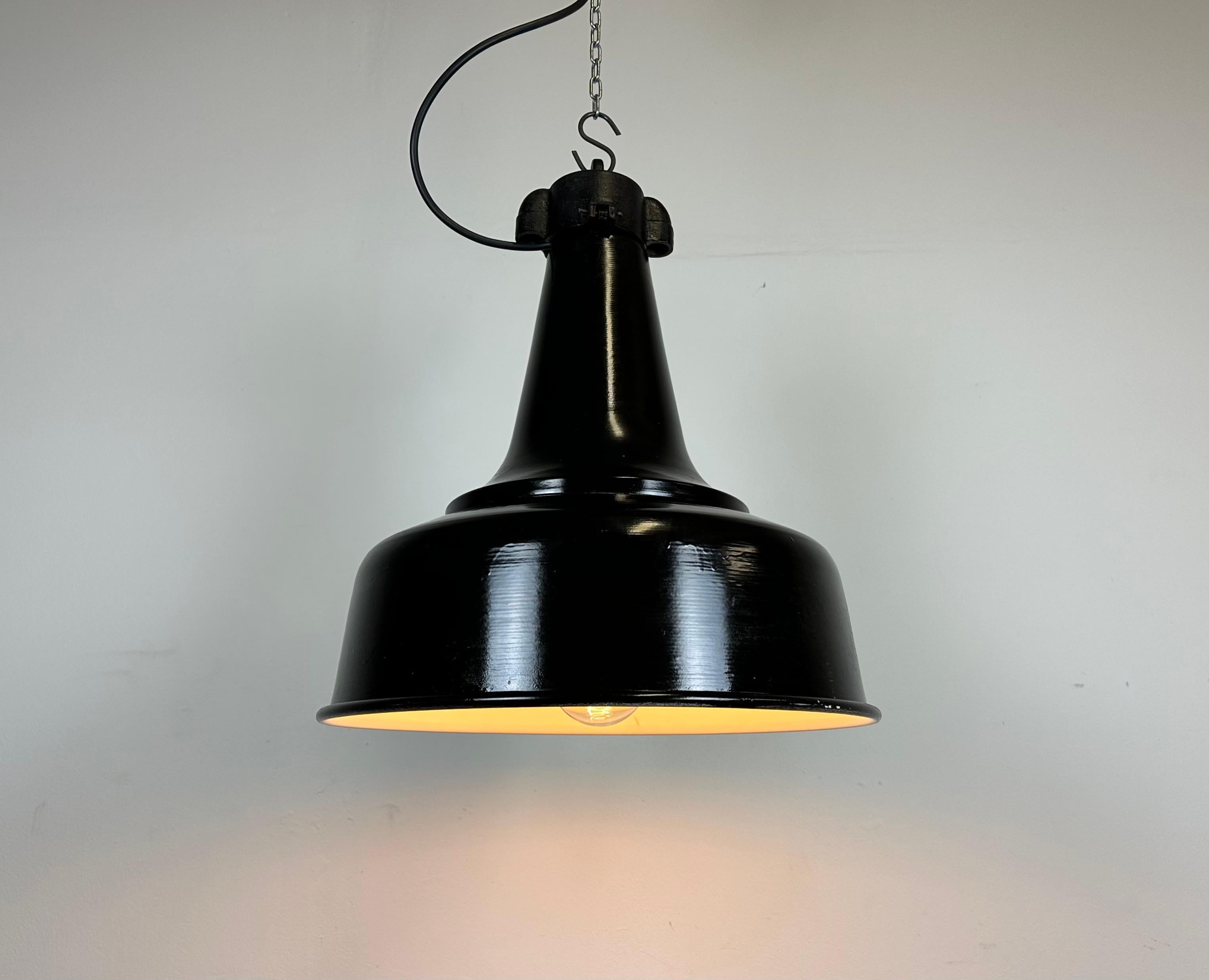 Industrial Black Pendant Factory Lamp with Cast Iron Top, 1970s For Sale 4