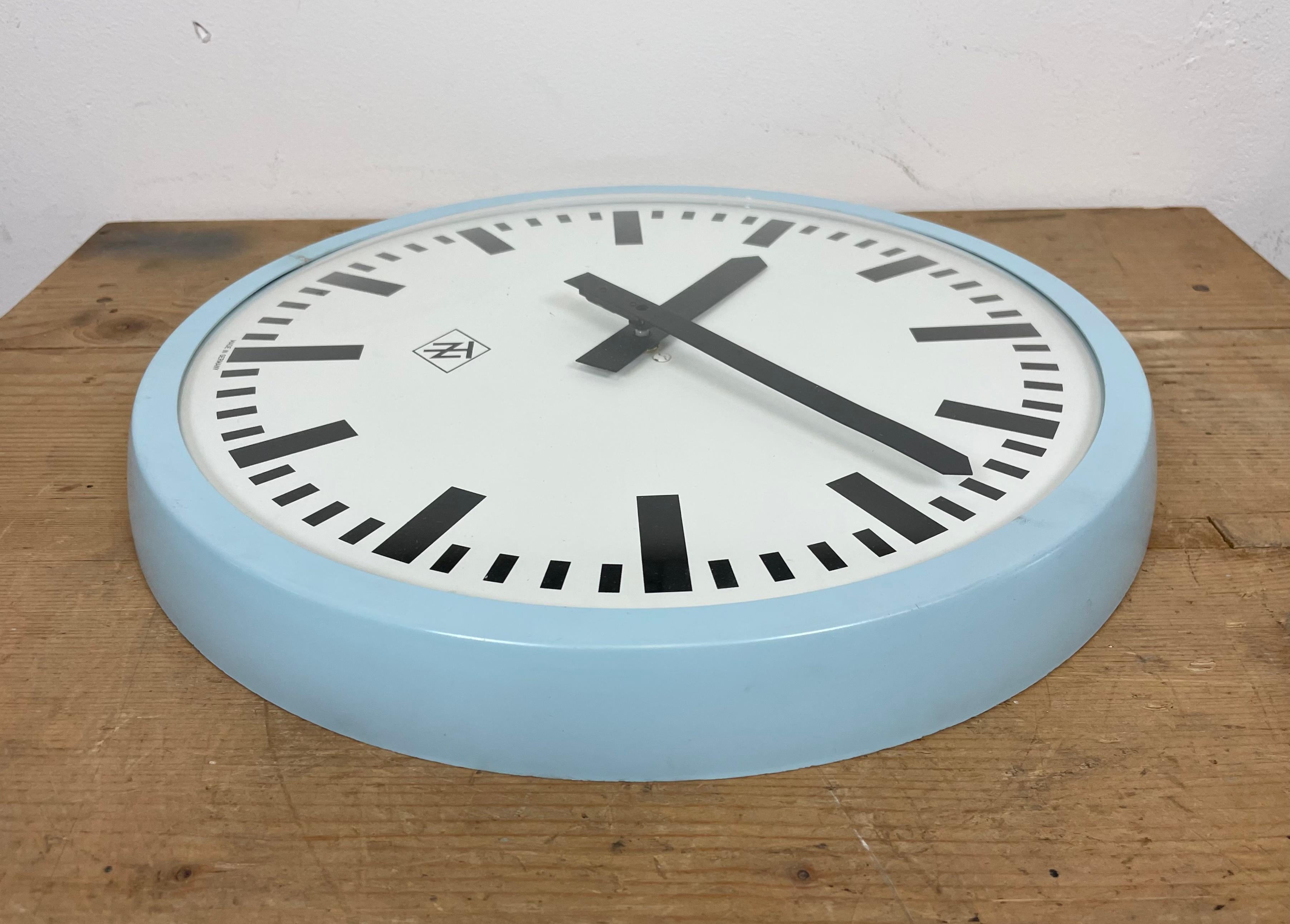 Industrial Blue Bakelite Wall Clock from TN, 1960s 2