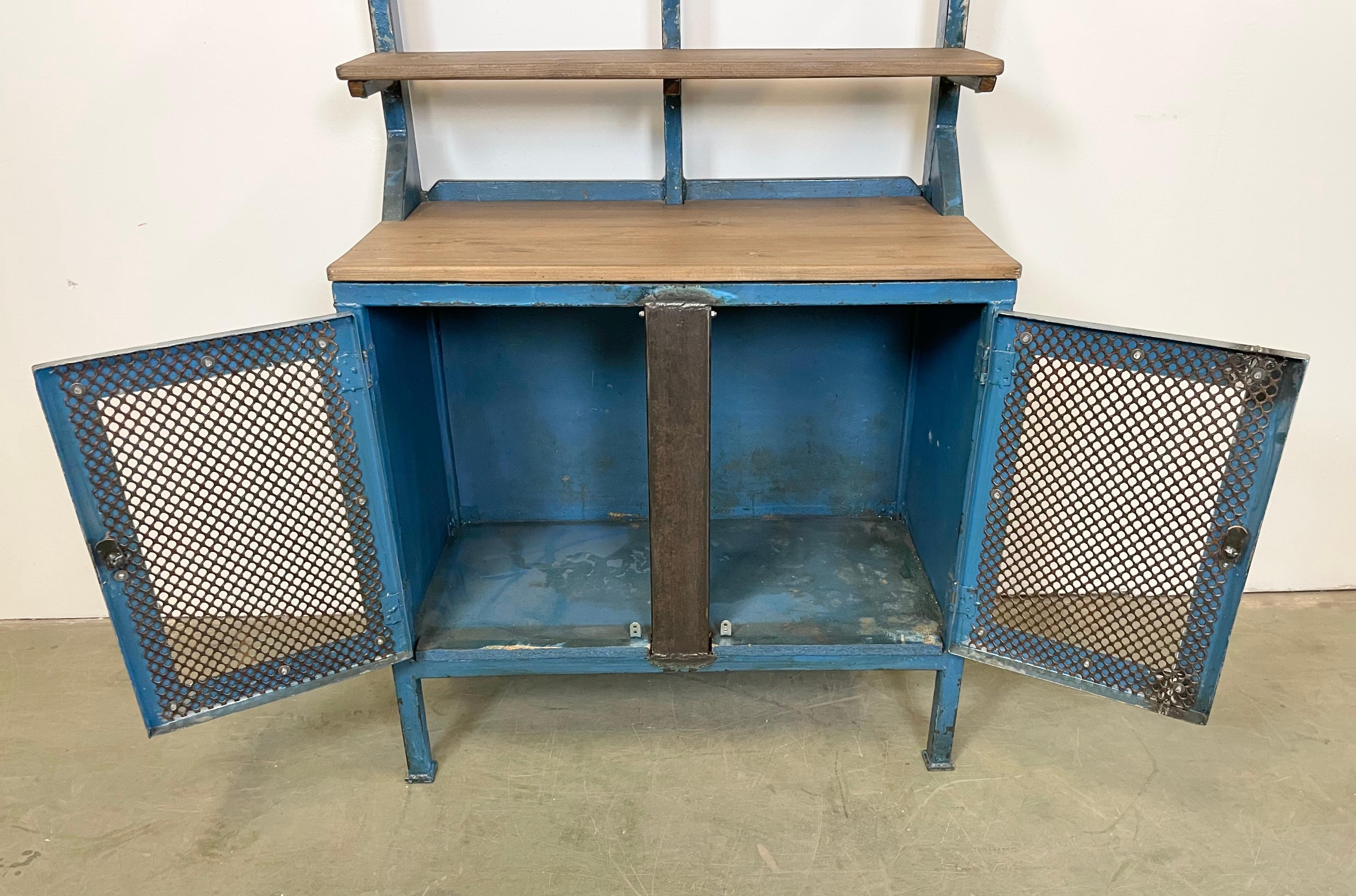 Industrial Blue Cabinet with Shelwes, 1960s For Sale 6