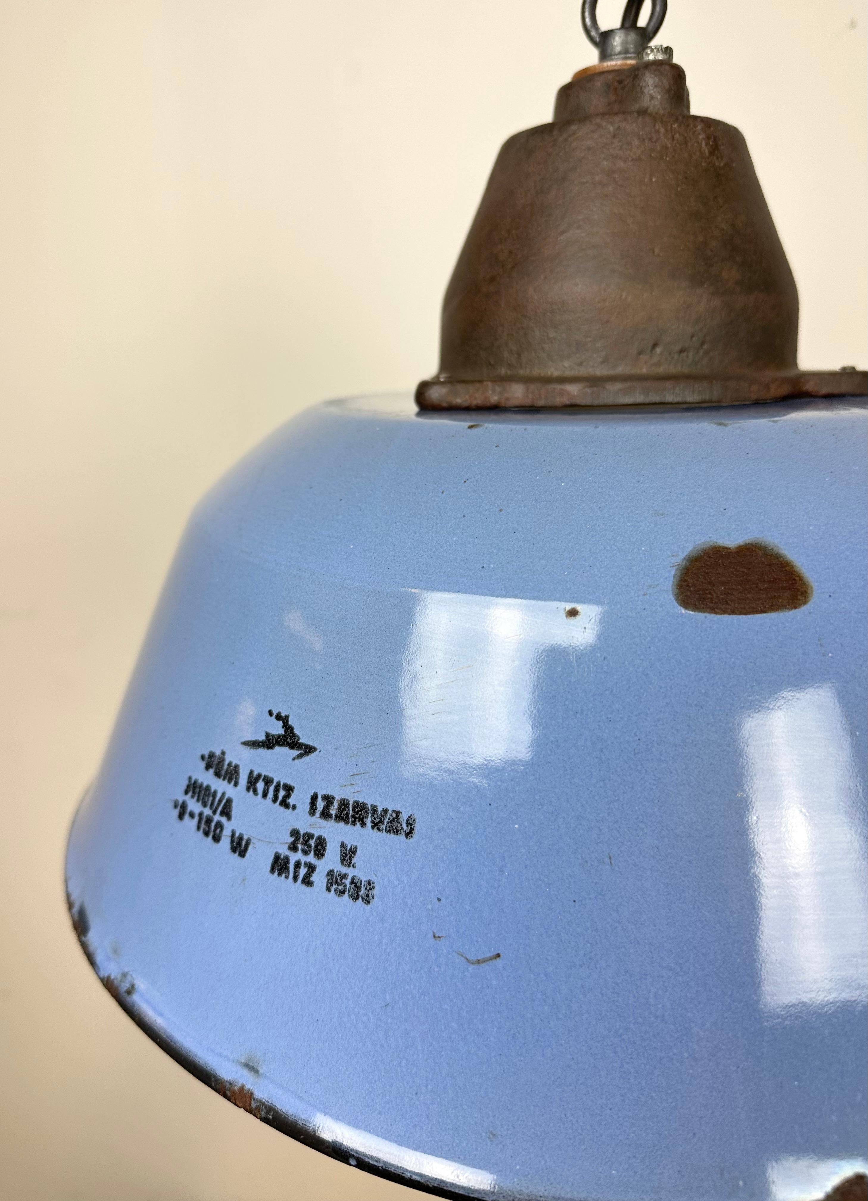 Industrial Blue Enamel and Cast Iron Pendant Light, 1960s For Sale 5