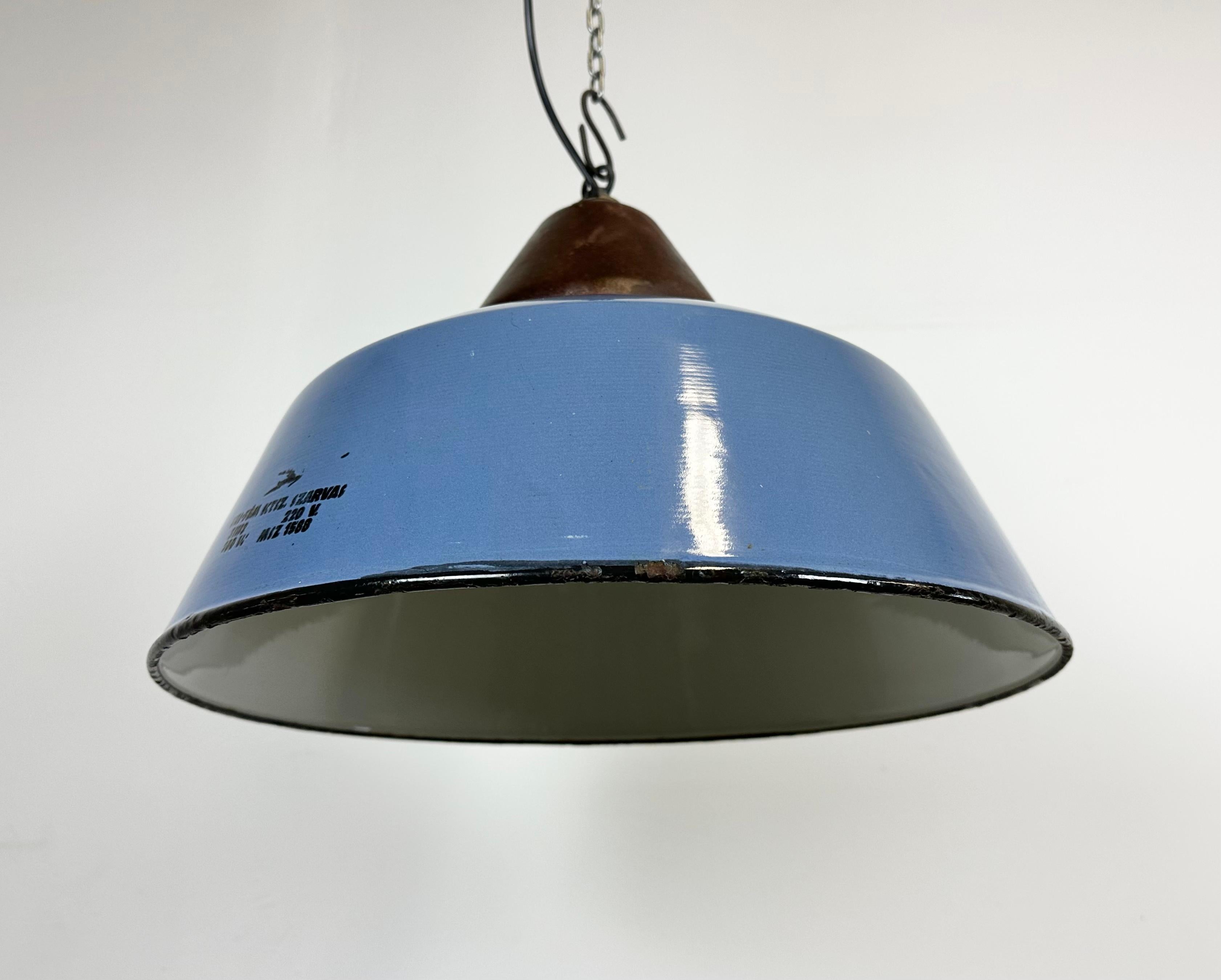 Industrial Blue Enamel and Cast Iron Pendant Light, 1960s For Sale 12