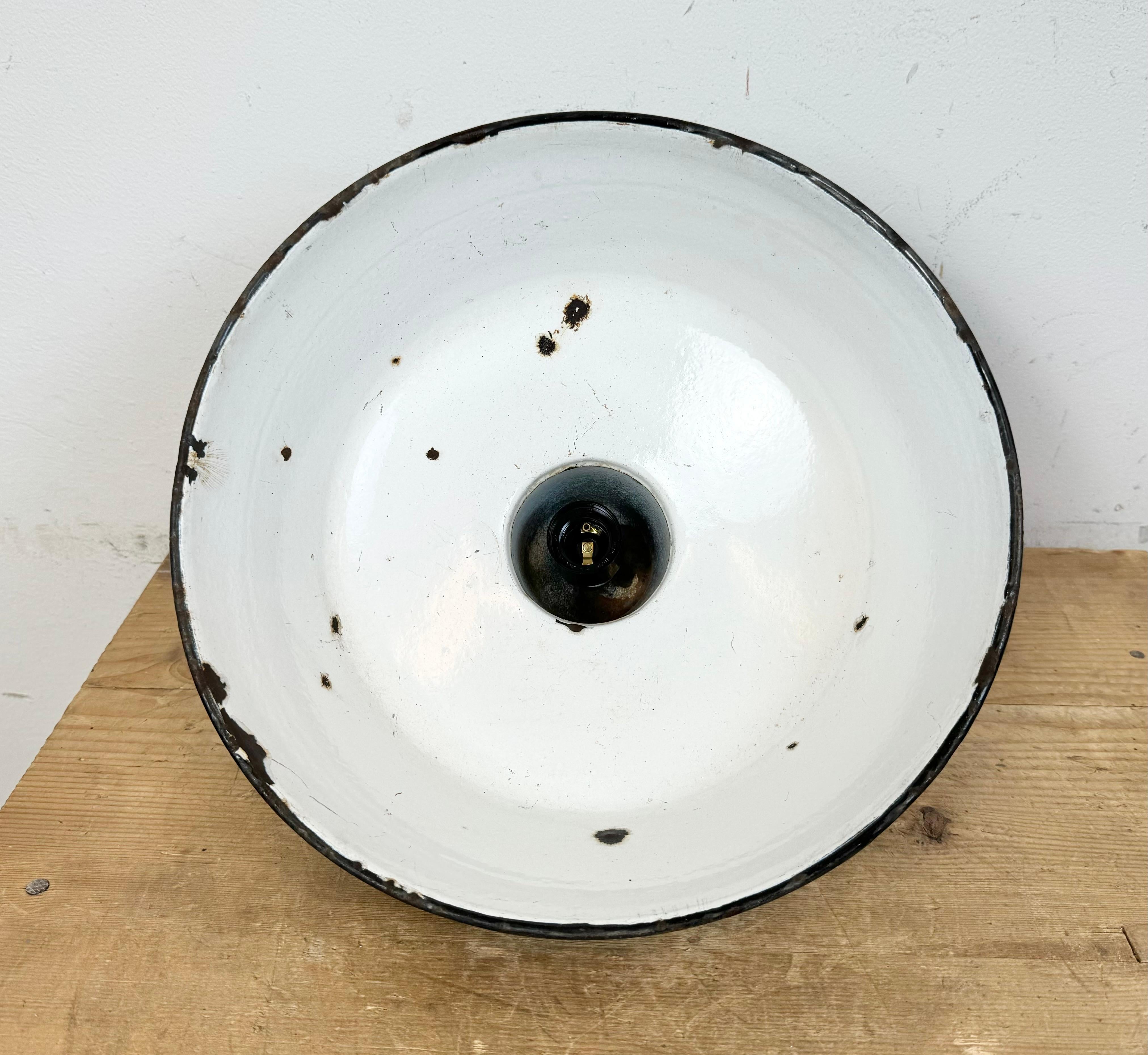 Lampada a sospensione industriale di fabbrica con smalto blu, anni '60 in vendita 10