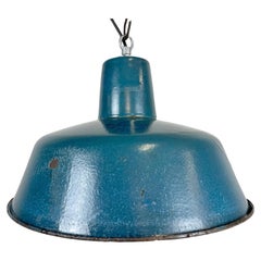 Lampe pendante industrielle en émail bleu, années 1960