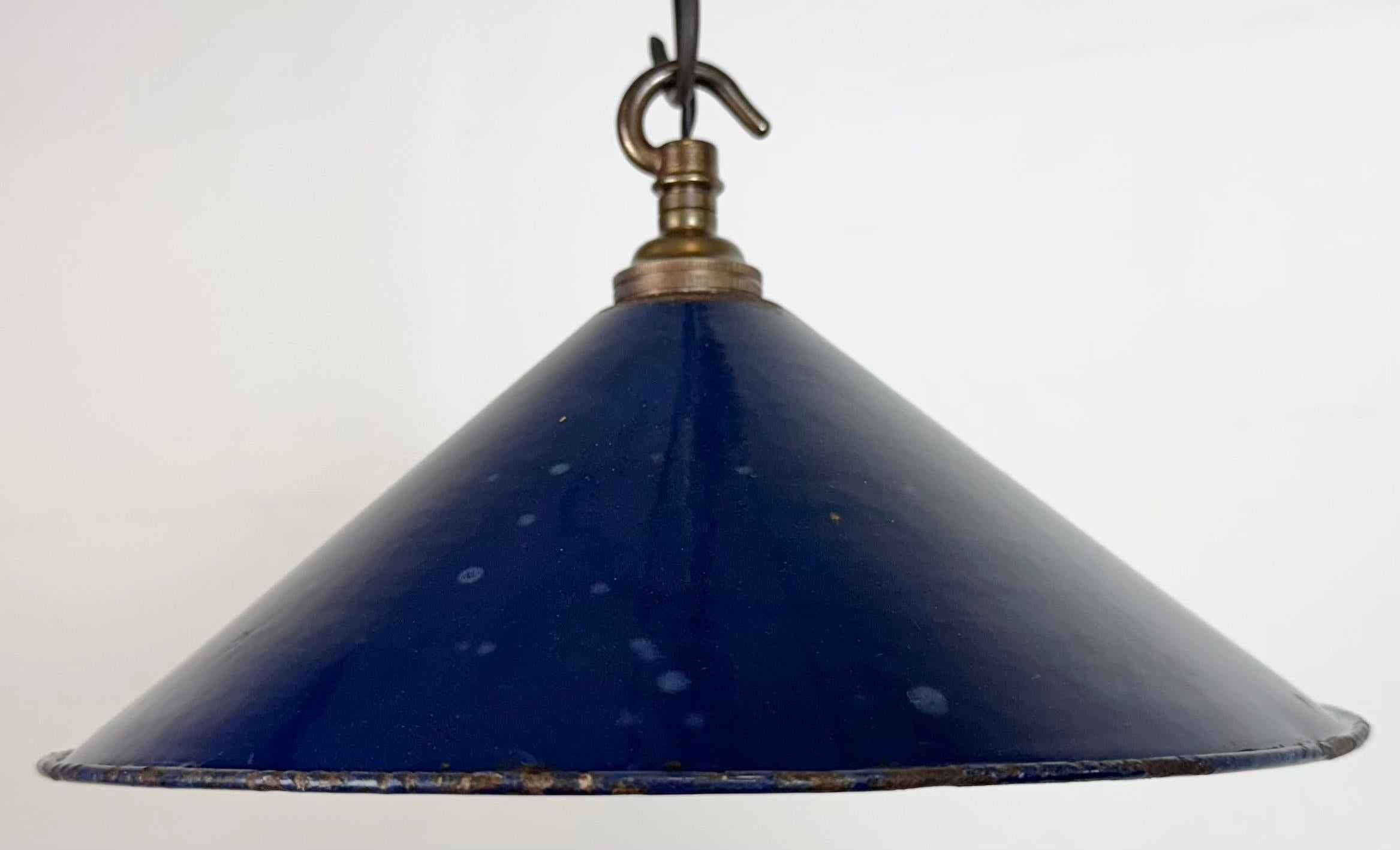 Industrial British Dark Blue Enamel Factory Pendant Lamp, 1950s In Good Condition For Sale In Kojetice, CZ